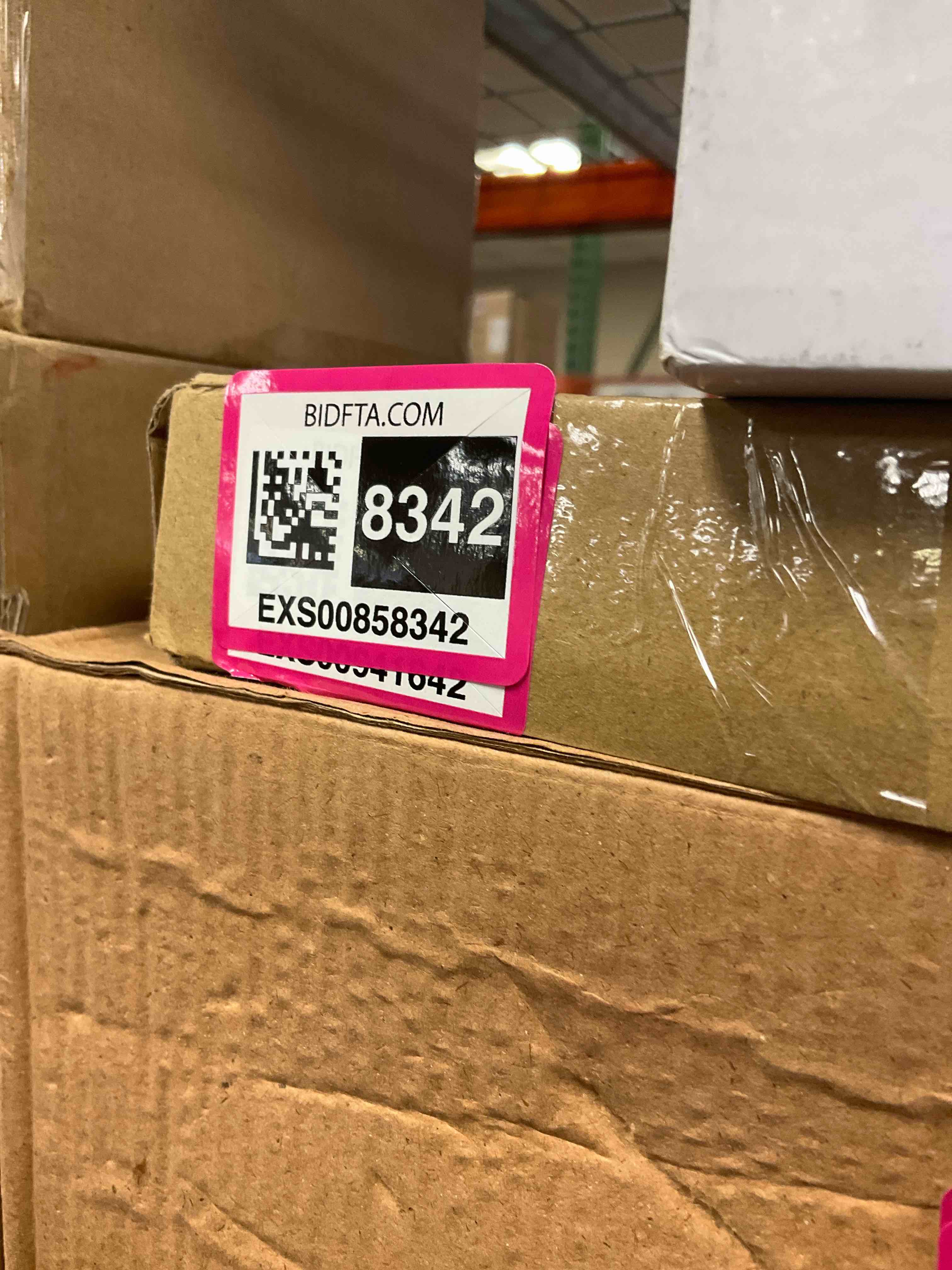 https://s3.amazonaws.com/lotting-images-prod/bidfta/EXS00858342_1705956869861.jpeg