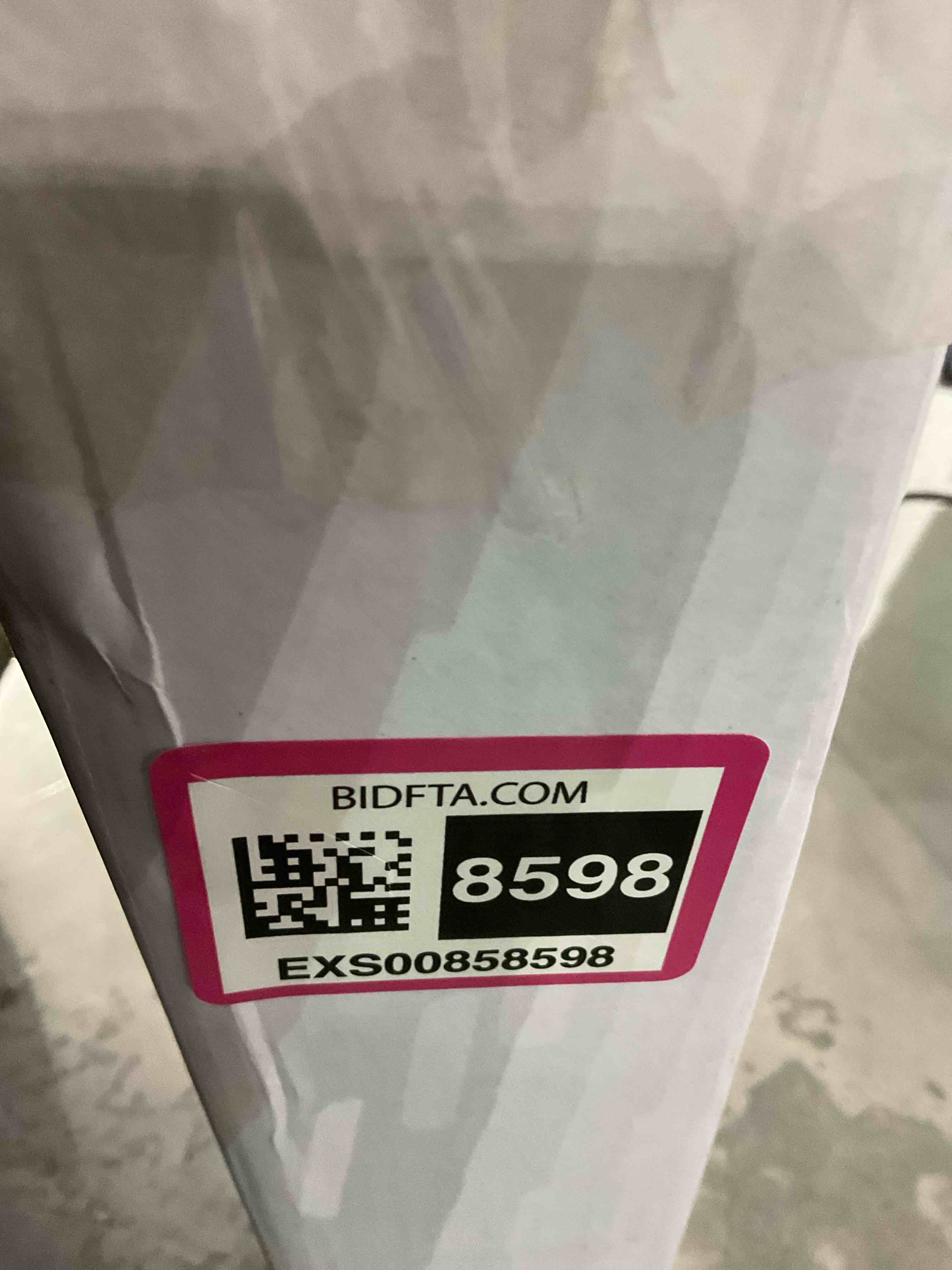https://s3.amazonaws.com/lotting-images-prod/bidfta/EXS00858598_1704306962964.jpeg