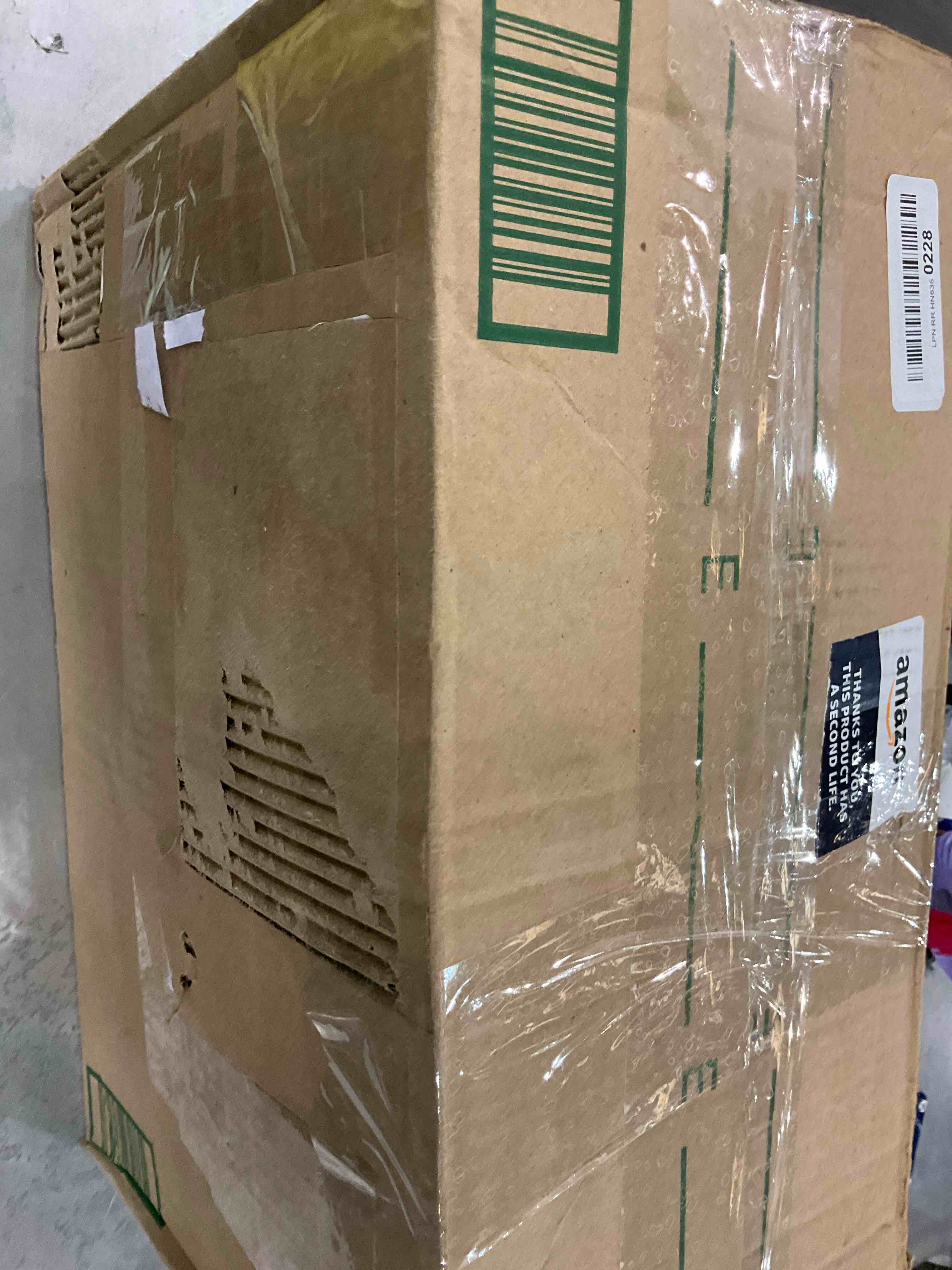https://s3.amazonaws.com/lotting-images-prod/bidfta/EXS00858814_1704725180422.jpeg