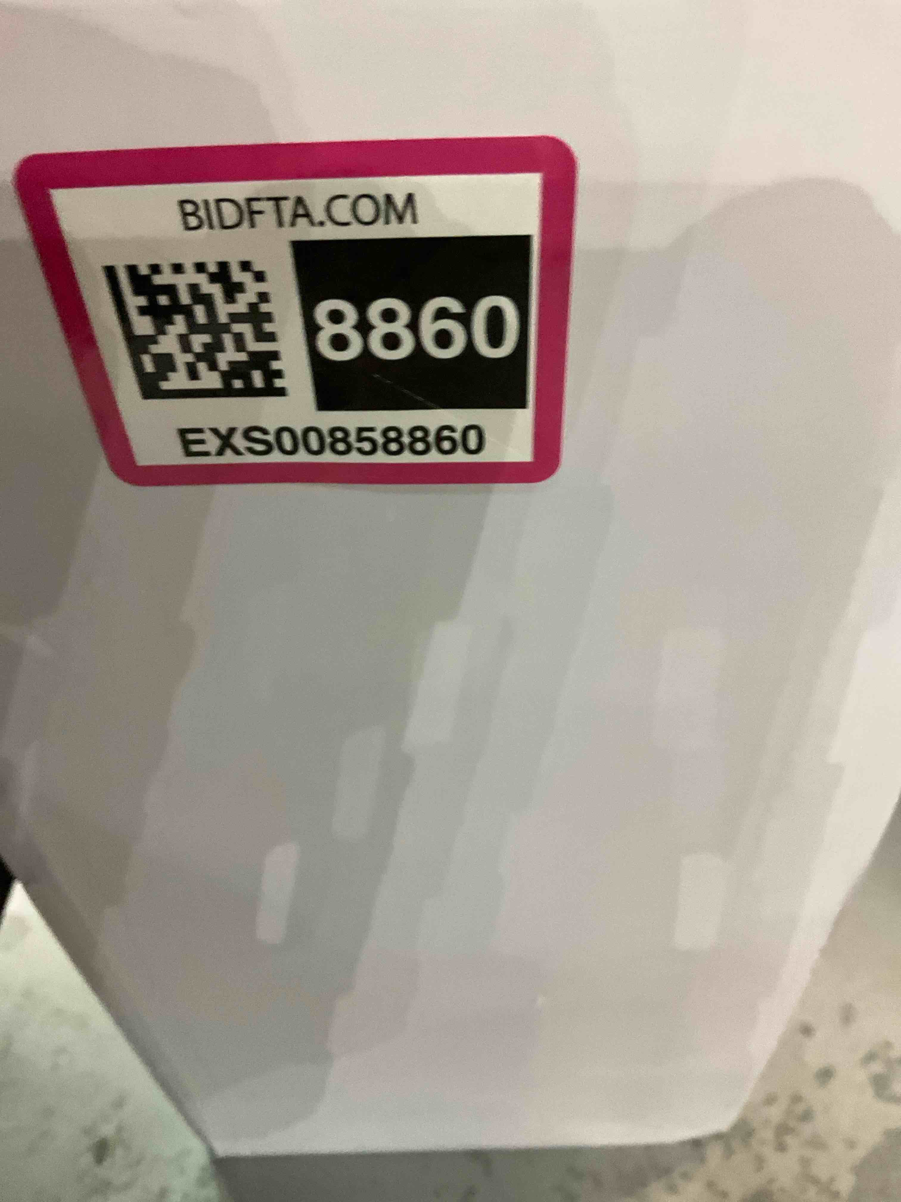 https://s3.amazonaws.com/lotting-images-prod/bidfta/EXS00858860_1704732090209.jpeg