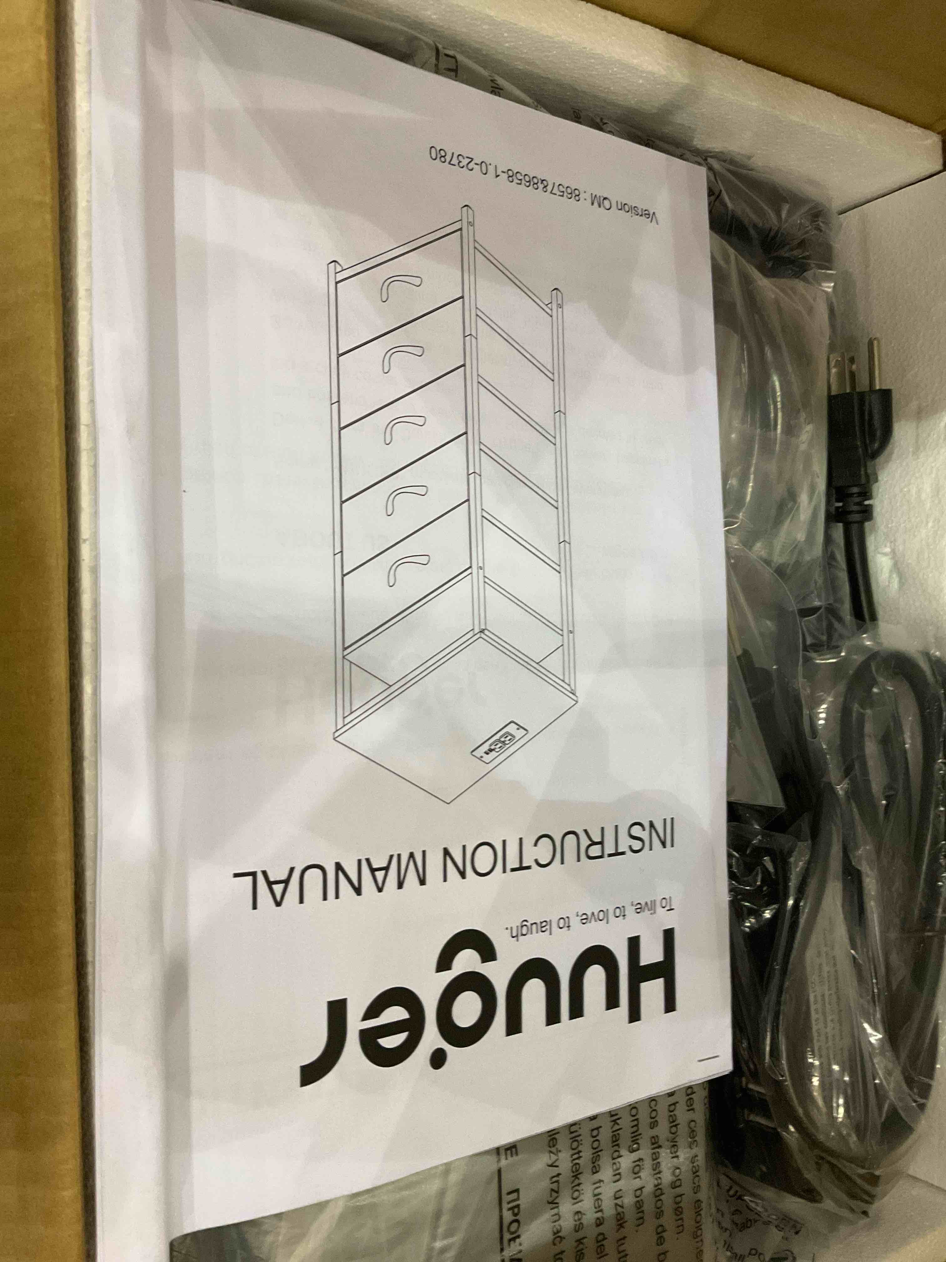 https://s3.amazonaws.com/lotting-images-prod/bidfta/EXS00858933_1704747730374.jpeg