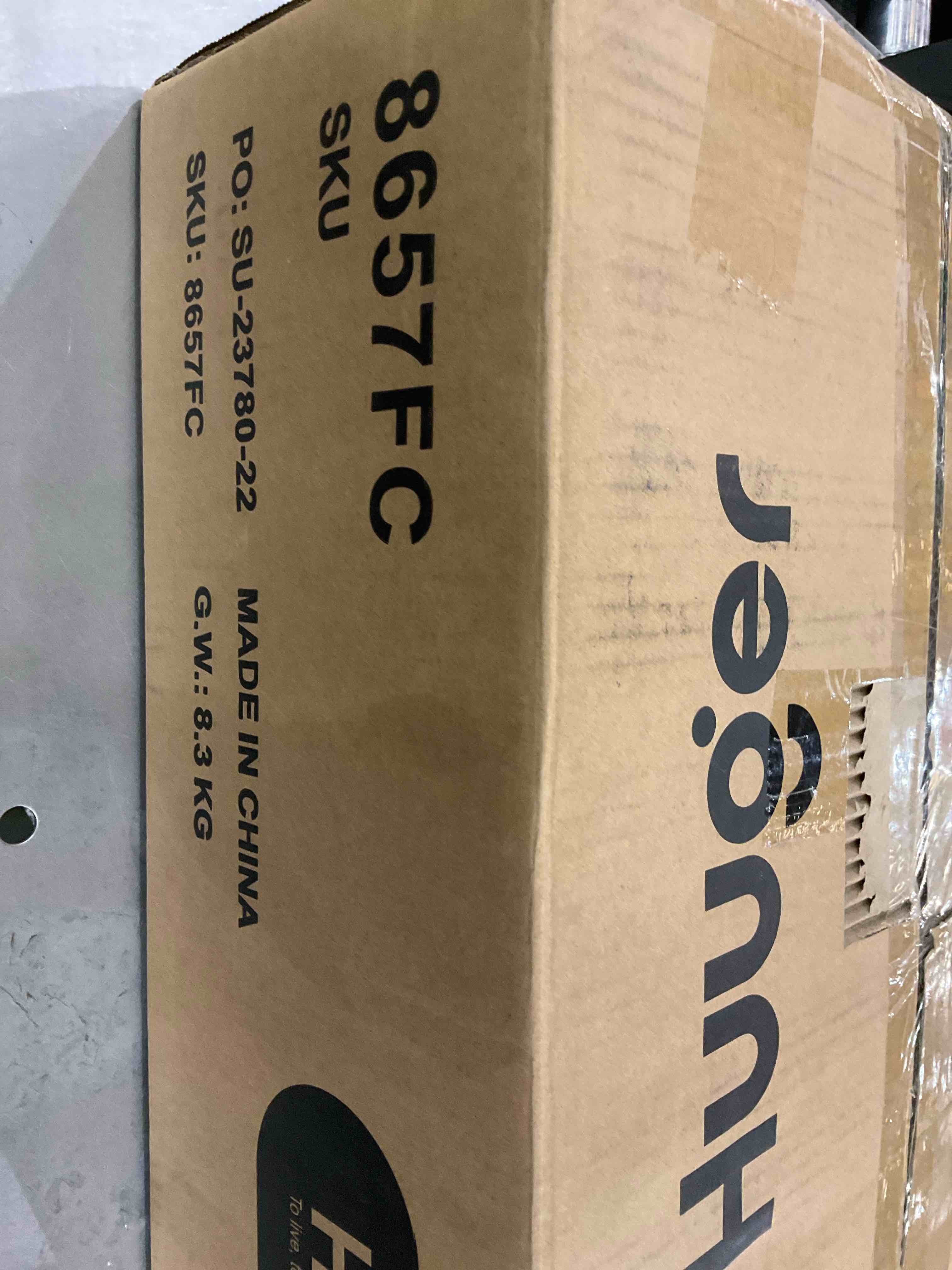 https://s3.amazonaws.com/lotting-images-prod/bidfta/EXS00858933_1704747783174.jpeg