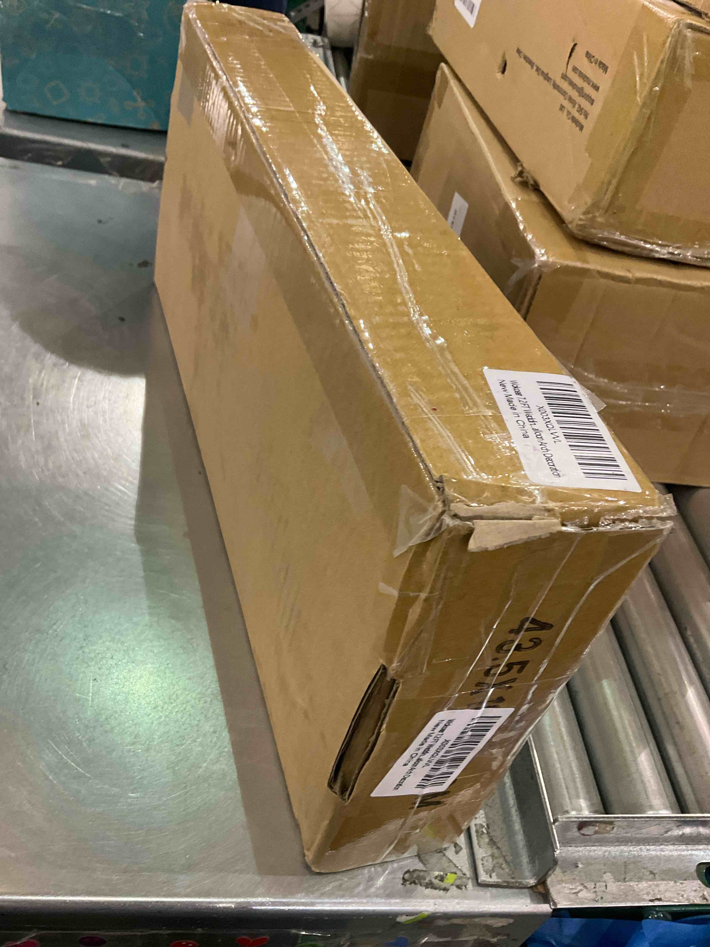 https://s3.amazonaws.com/lotting-images-prod/bidfta/EXS00859146_1703867593649.jpeg