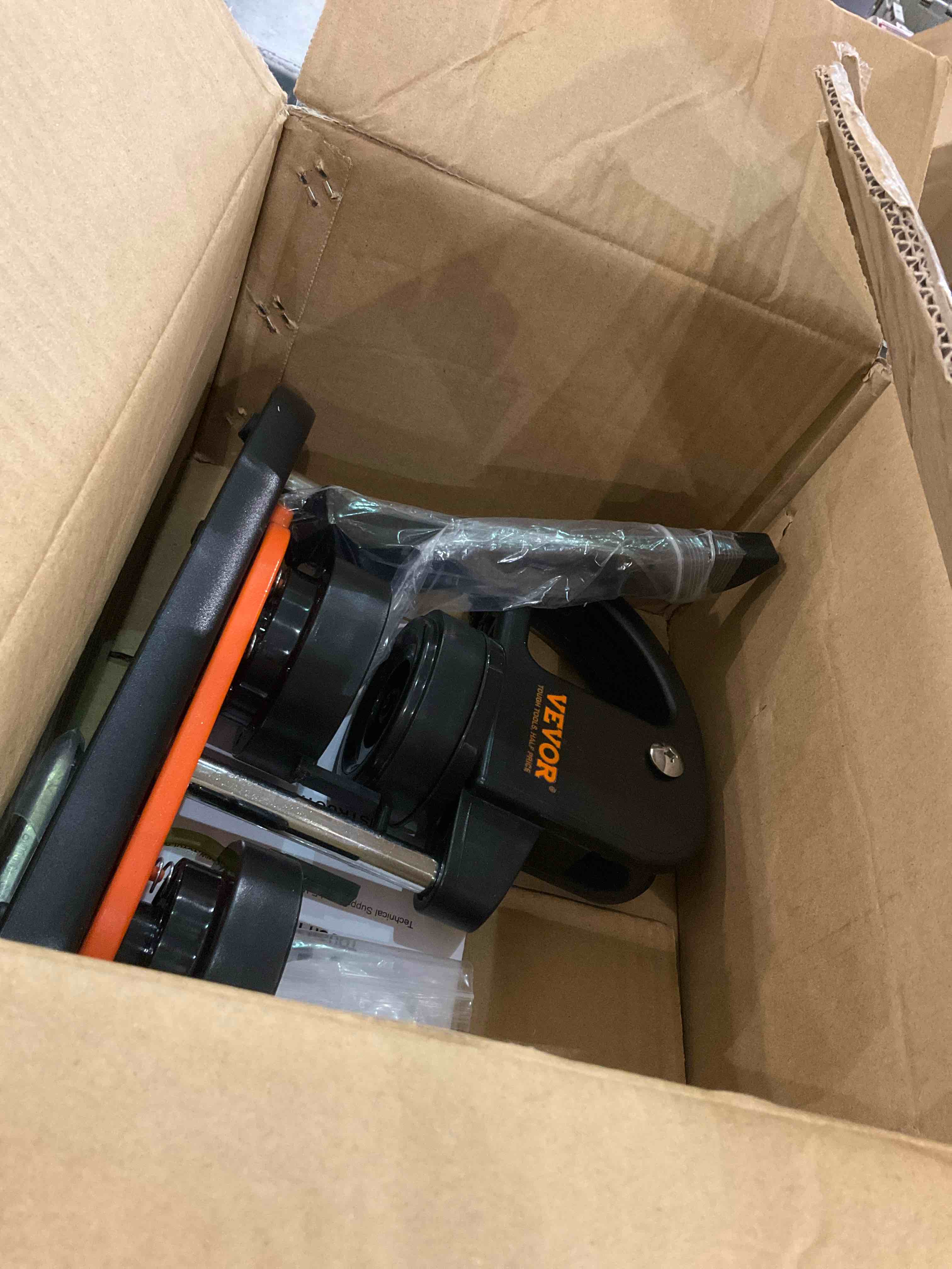 https://s3.amazonaws.com/lotting-images-prod/bidfta/EXS00859175_1703874621001.jpeg