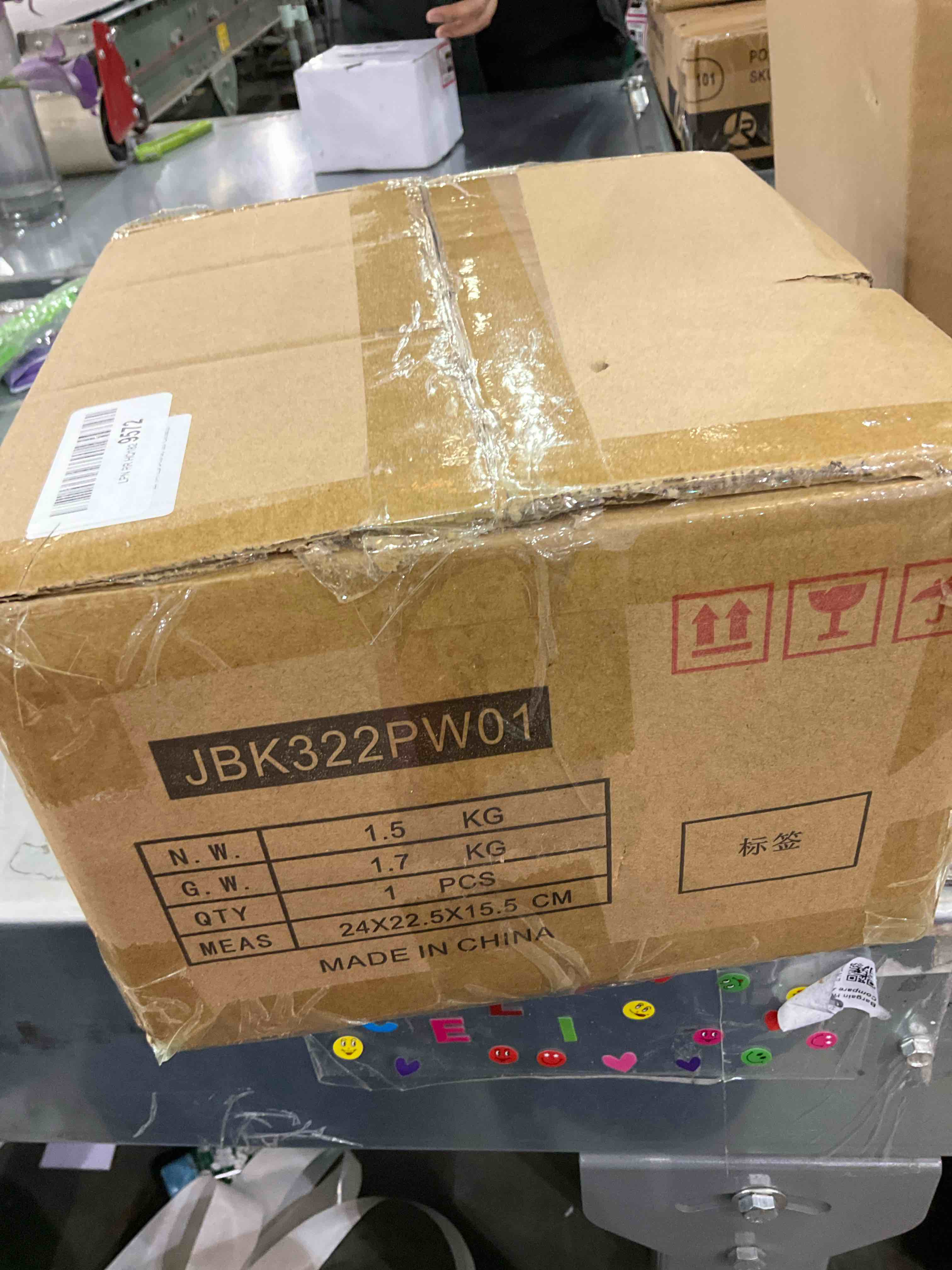 https://s3.amazonaws.com/lotting-images-prod/bidfta/EXS00859336_1704223812027.jpeg