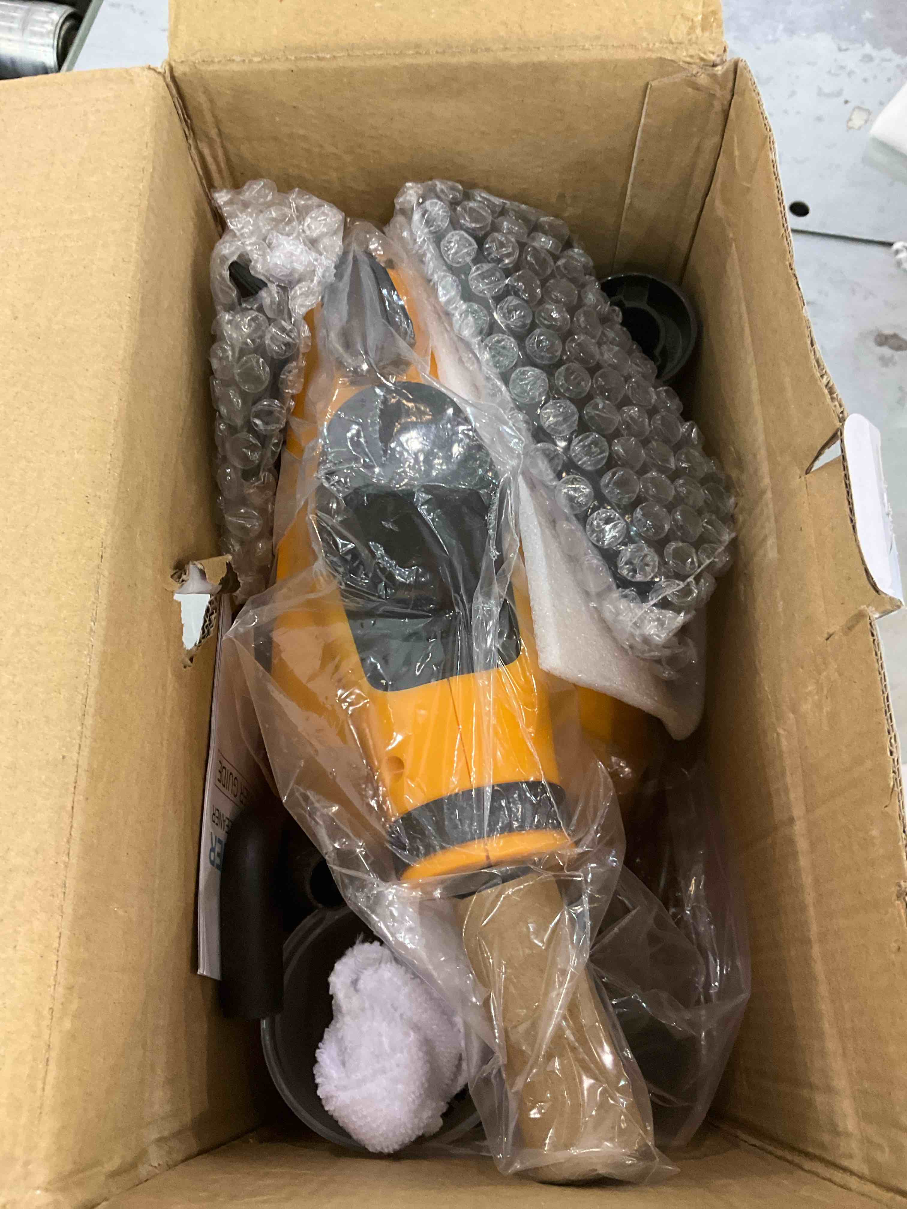https://s3.amazonaws.com/lotting-images-prod/bidfta/EXS00859958_1705521694966.jpeg