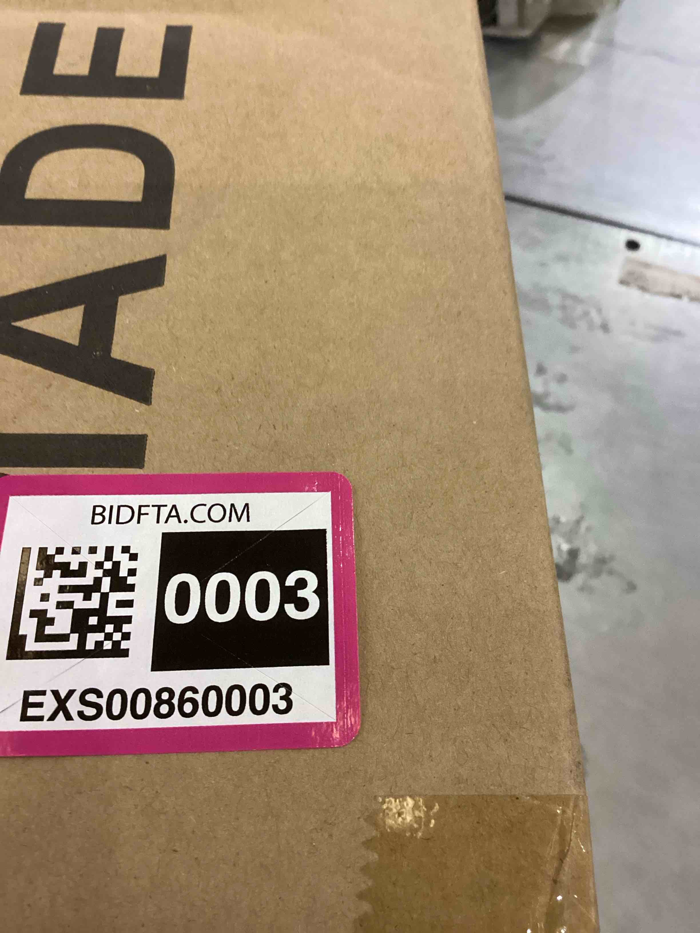 https://s3.amazonaws.com/lotting-images-prod/bidfta/EXS00860003_1700078643380.jpeg