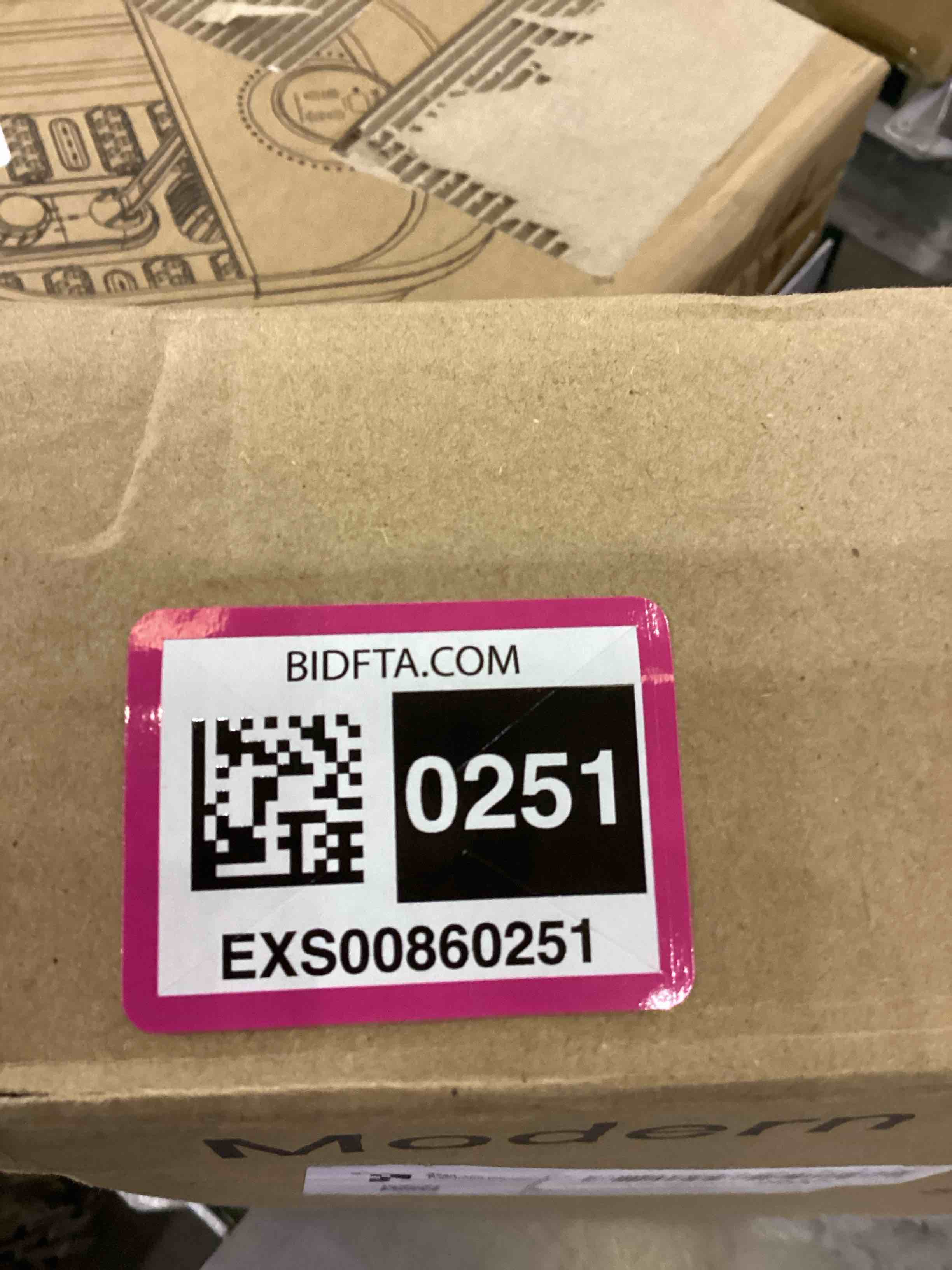 https://s3.amazonaws.com/lotting-images-prod/bidfta/EXS00860251_1700238511248.jpeg