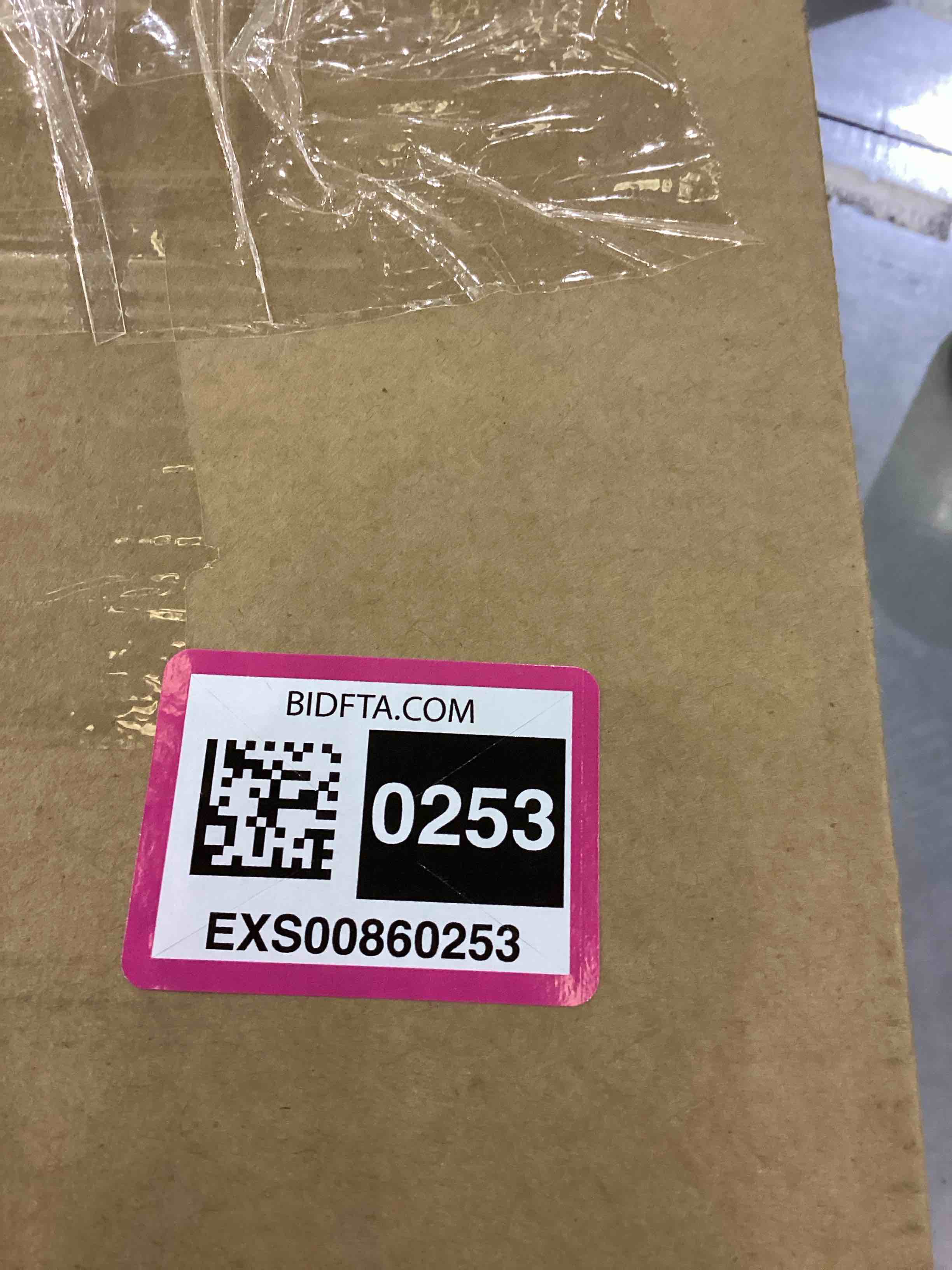 https://s3.amazonaws.com/lotting-images-prod/bidfta/EXS00860253_1700238872271.jpeg