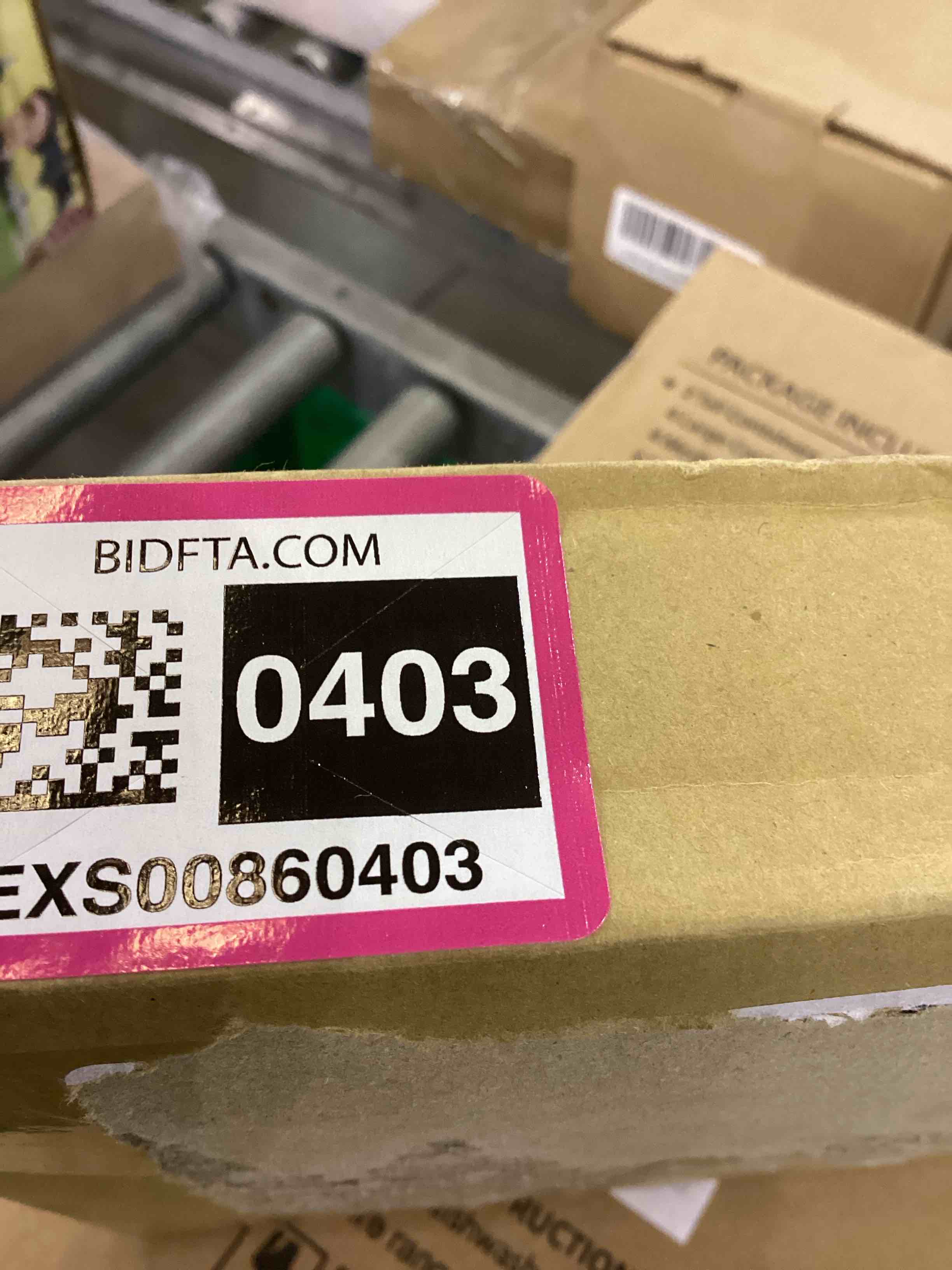 https://s3.amazonaws.com/lotting-images-prod/bidfta/EXS00860403_1700509634346.jpeg