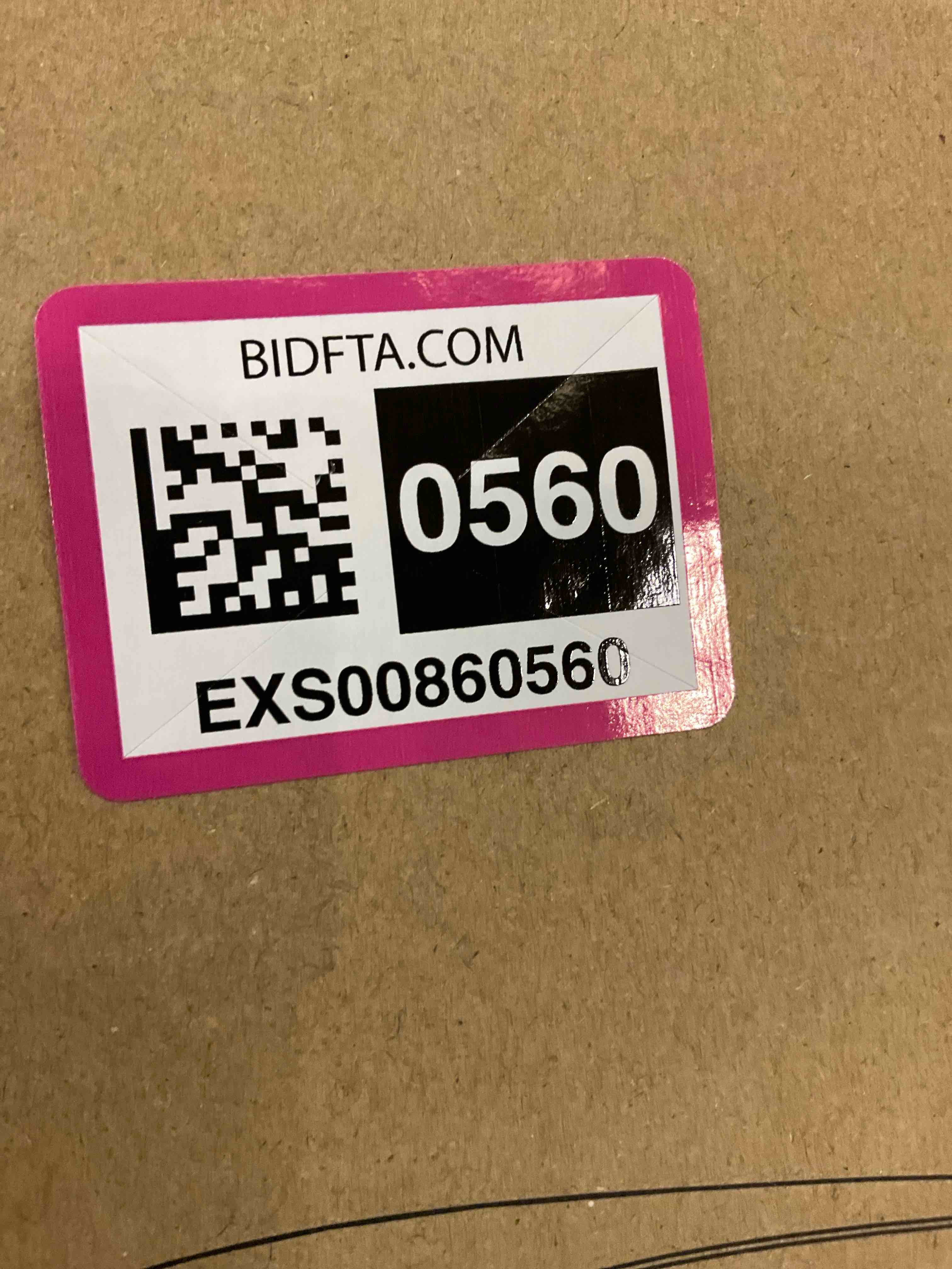 https://s3.amazonaws.com/lotting-images-prod/bidfta/EXS00860560_1699554320919.jpeg