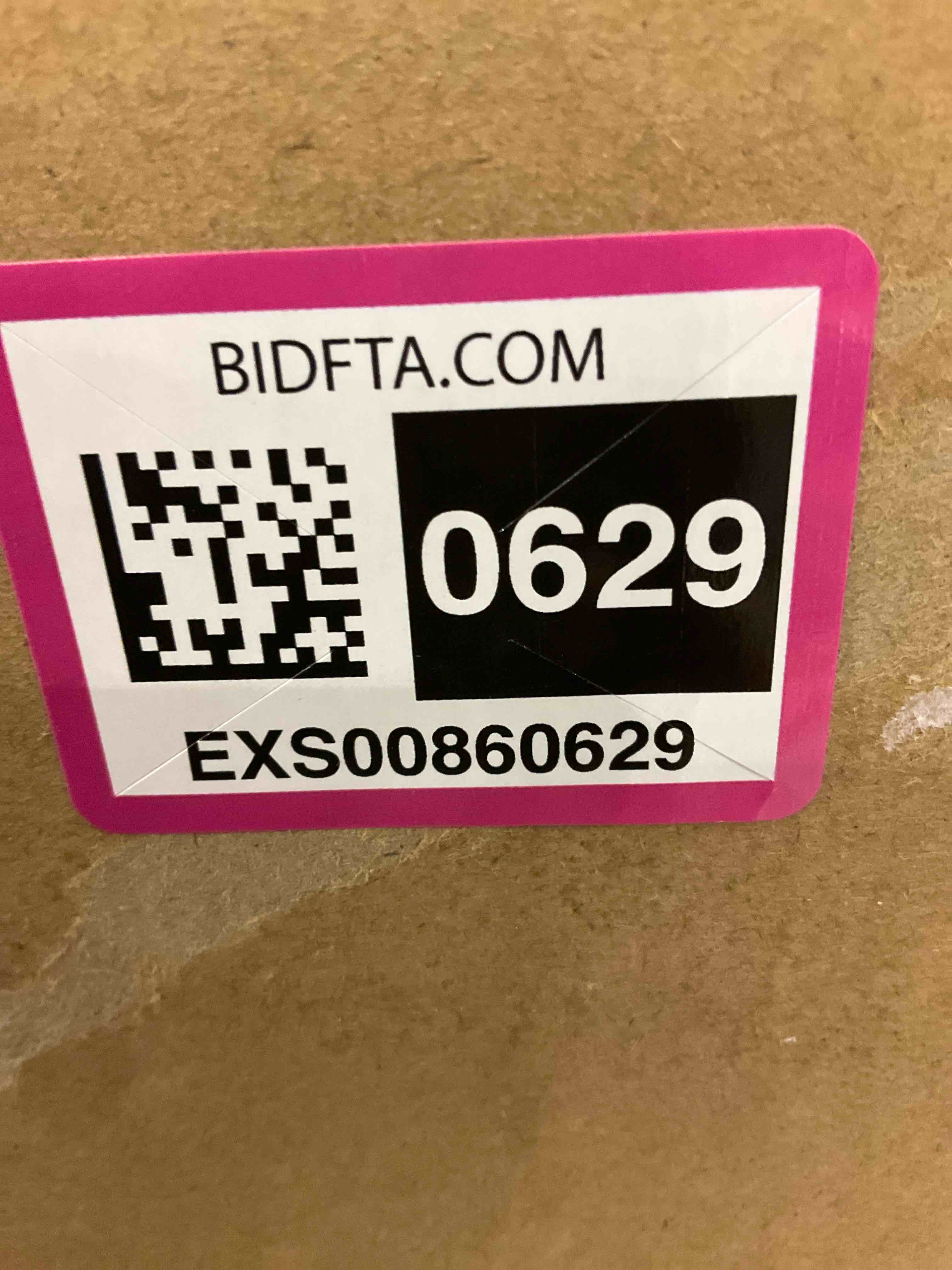 https://s3.amazonaws.com/lotting-images-prod/bidfta/EXS00860629_1699635200687.jpeg