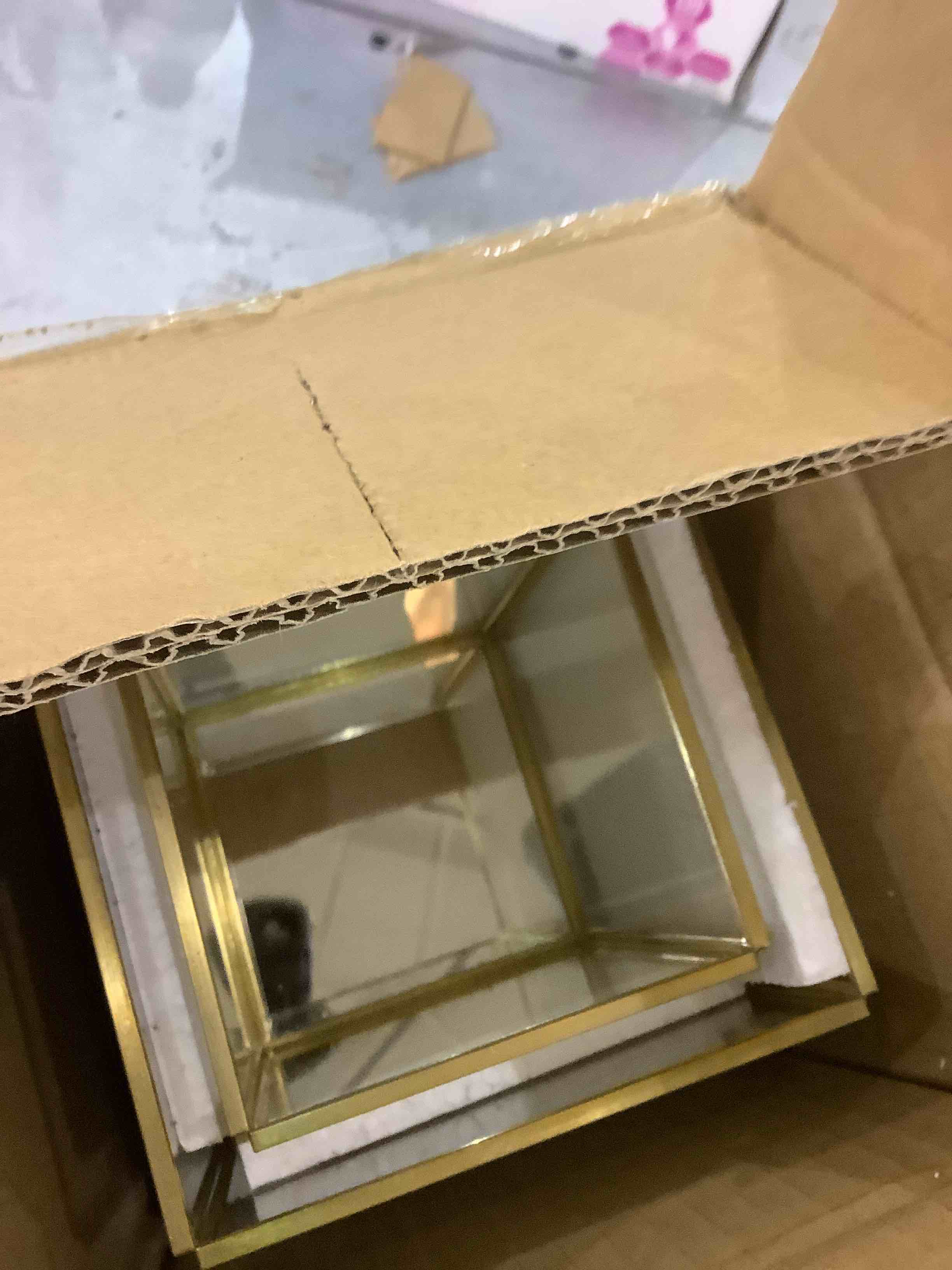 https://s3.amazonaws.com/lotting-images-prod/bidfta/EXS00861609_1700061711548.jpeg