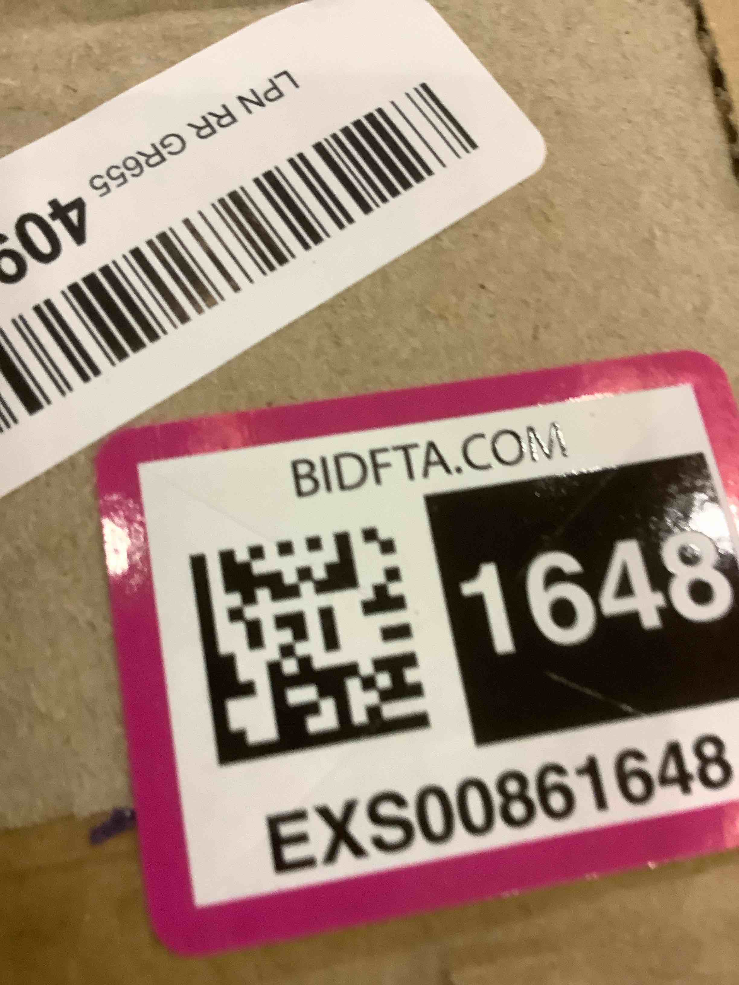 https://s3.amazonaws.com/lotting-images-prod/bidfta/EXS00861648_1700065009220.jpeg