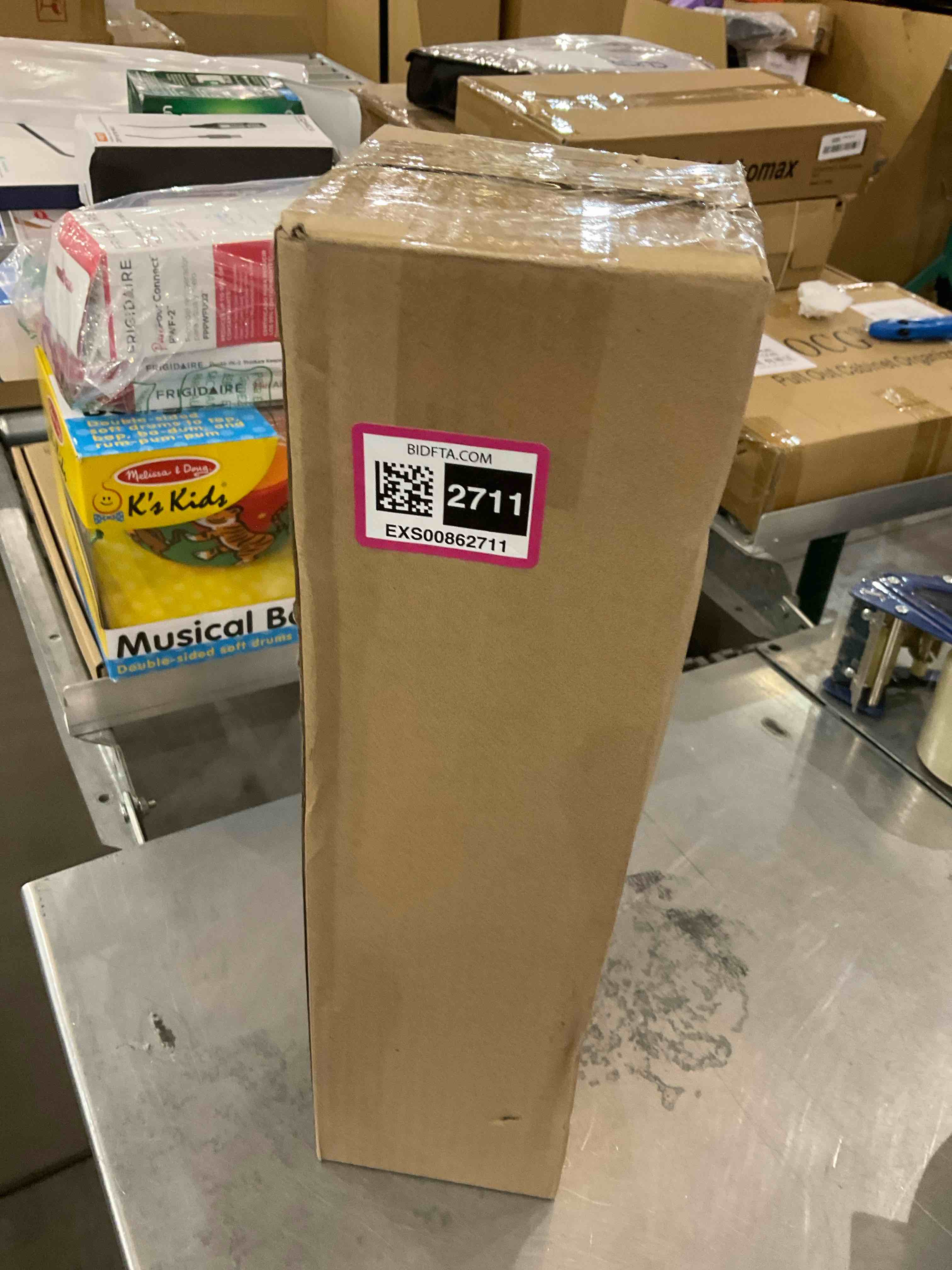https://s3.amazonaws.com/lotting-images-prod/bidfta/EXS00862711_1703009092479.jpeg