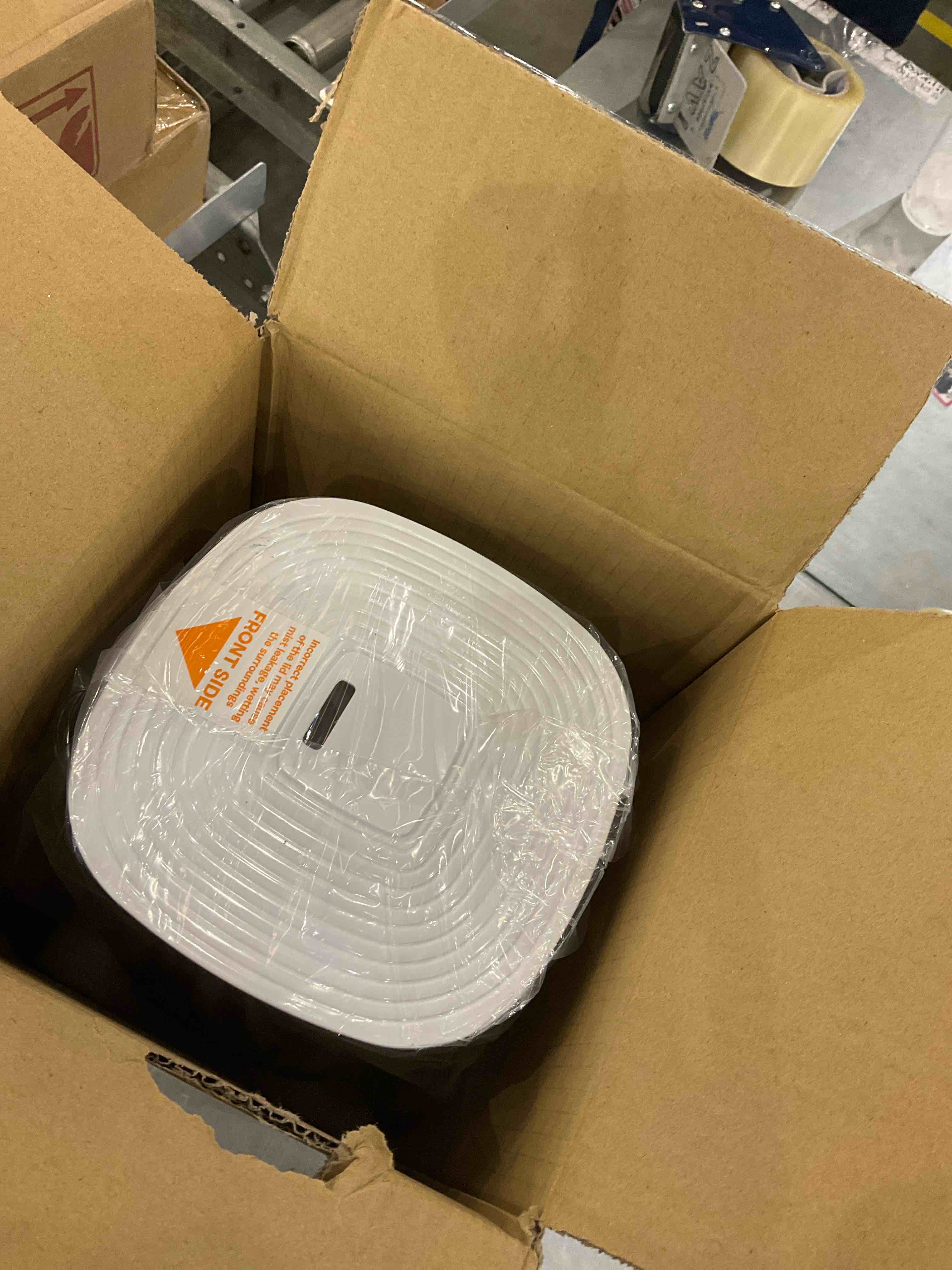 https://s3.amazonaws.com/lotting-images-prod/bidfta/EXS00862932_1703100701223.jpeg