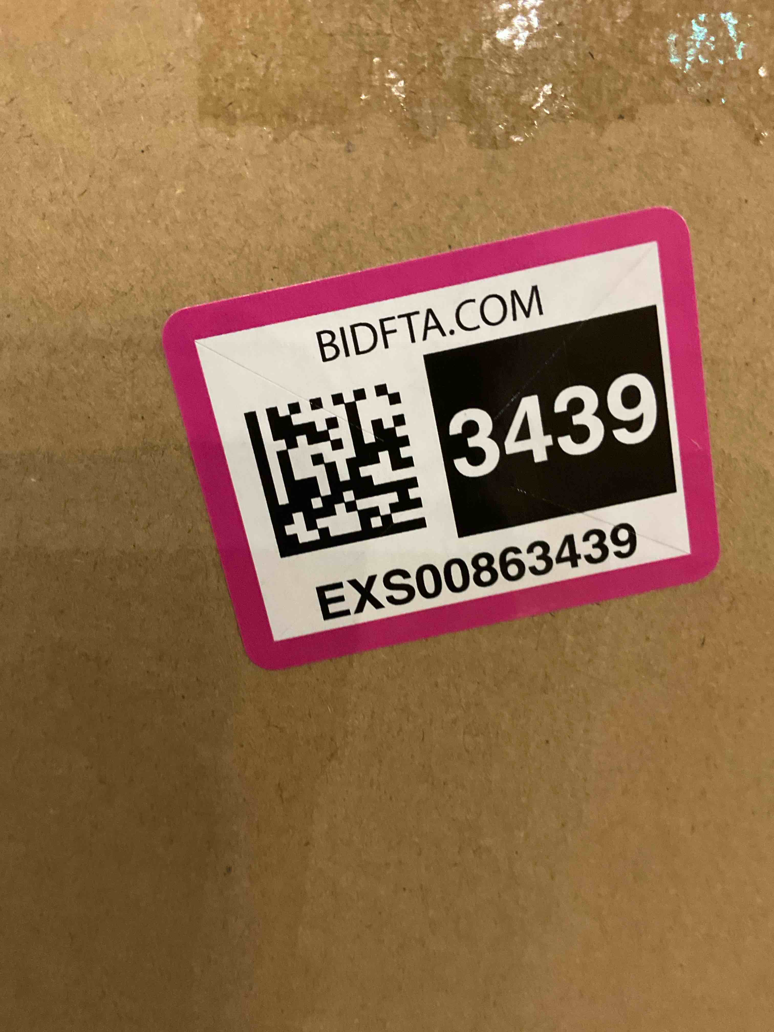 https://s3.amazonaws.com/lotting-images-prod/bidfta/EXS00863439_1700670077842.jpeg