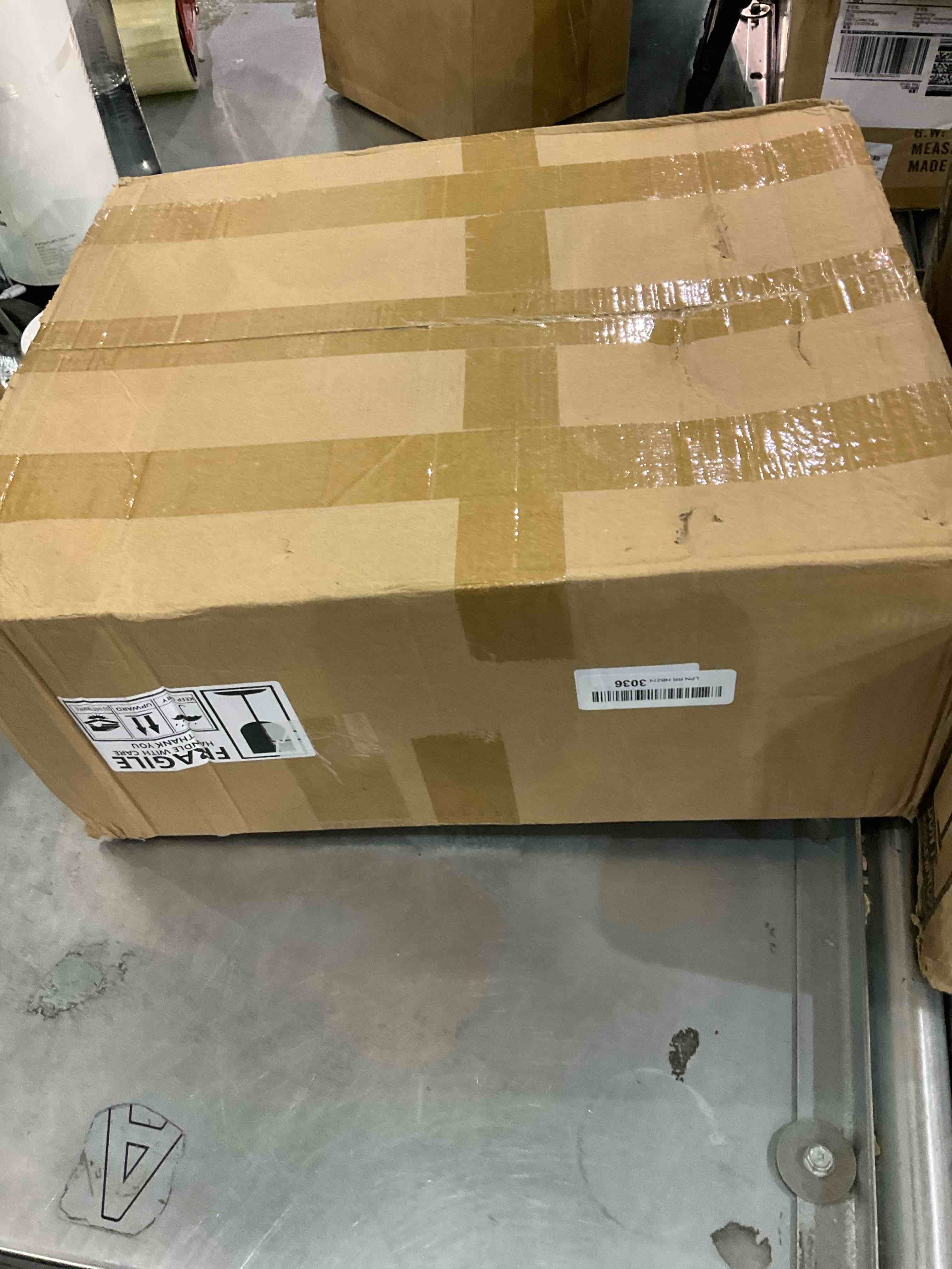https://s3.amazonaws.com/lotting-images-prod/bidfta/EXS00863873_1700663722710.jpeg