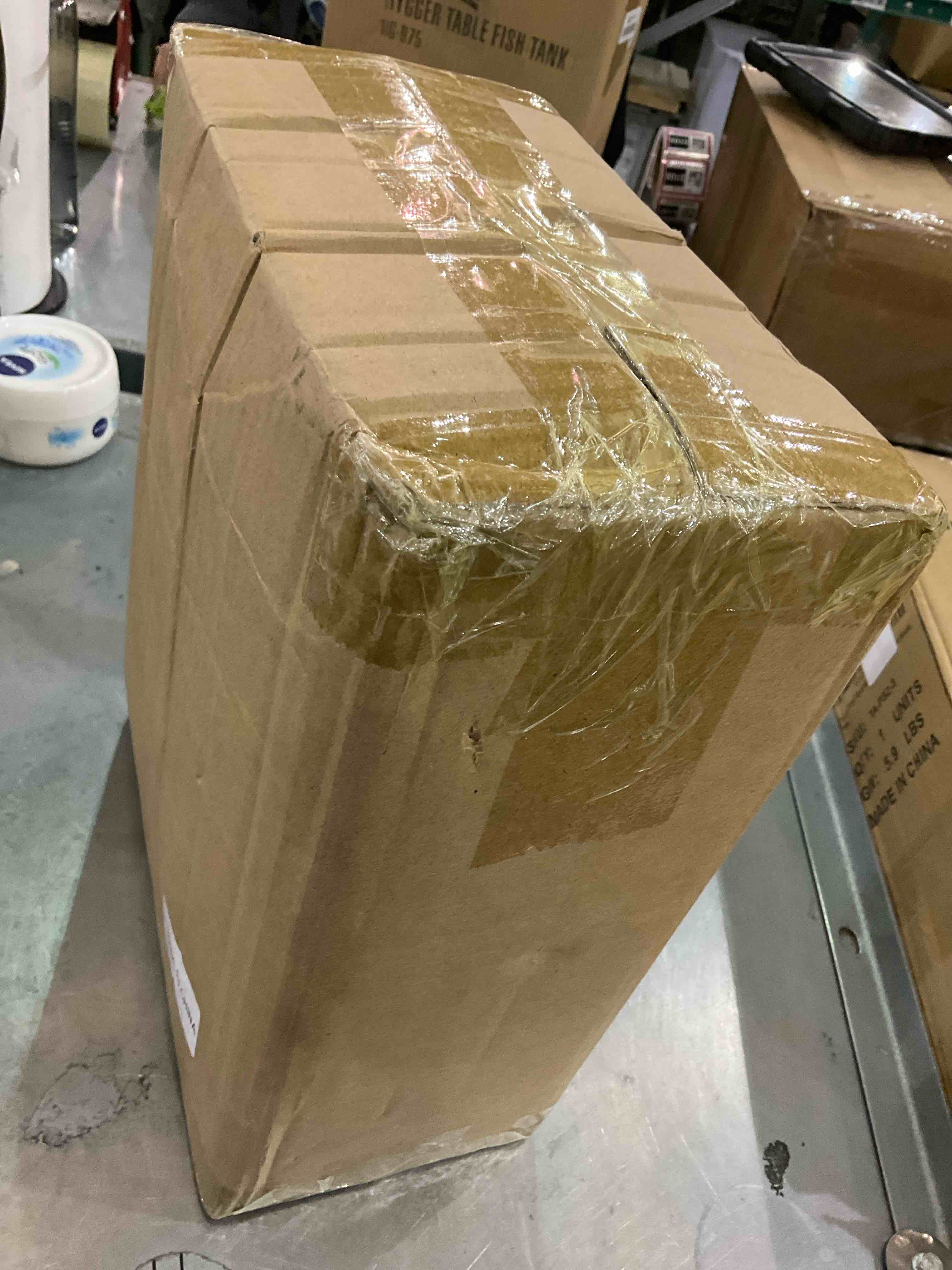 https://s3.amazonaws.com/lotting-images-prod/bidfta/EXS00863891_1700665173460.jpeg