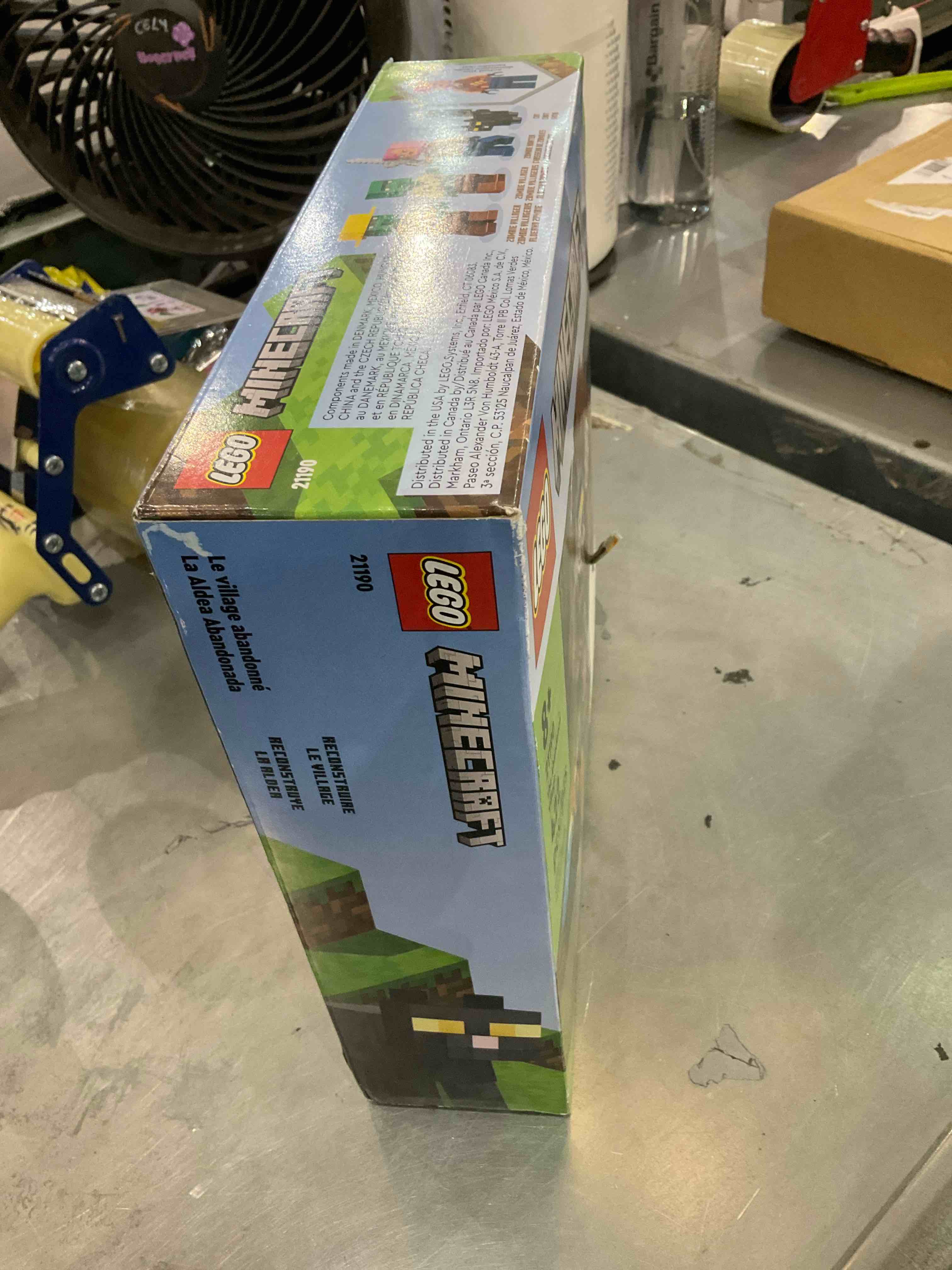 https://s3.amazonaws.com/lotting-images-prod/bidfta/EXS00863936_1700669403781.jpeg
