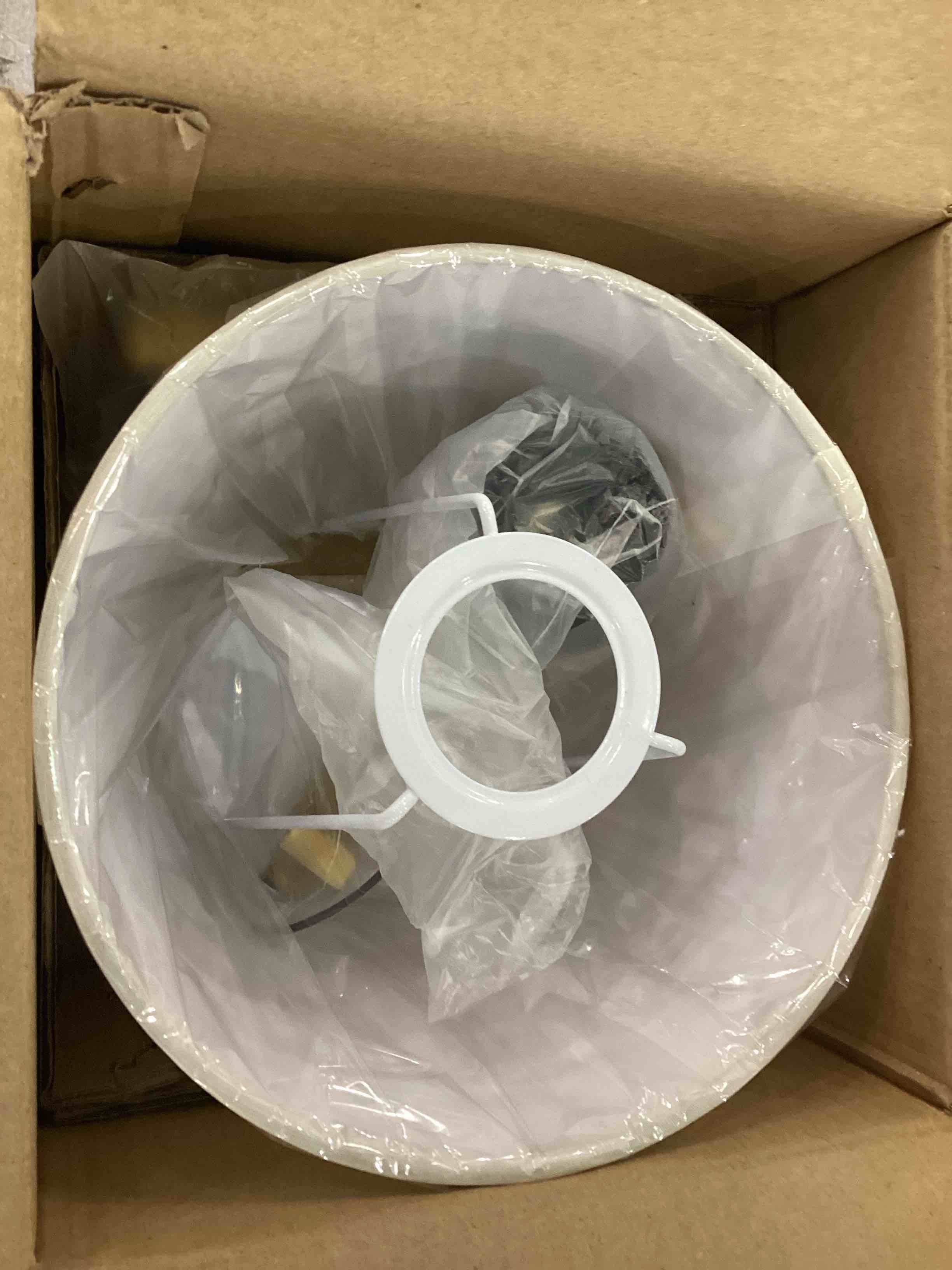 https://s3.amazonaws.com/lotting-images-prod/bidfta/EXS00865643_1700661205261.jpeg