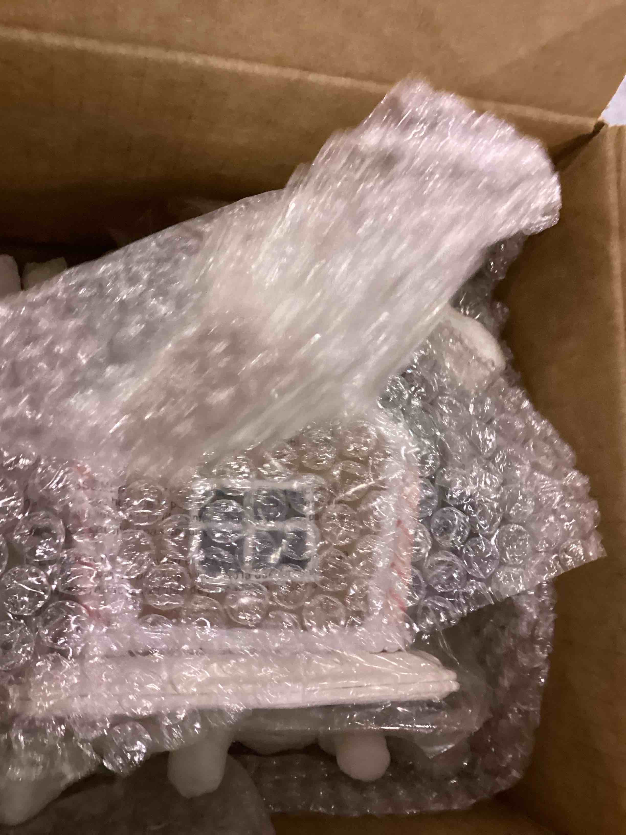 https://s3.amazonaws.com/lotting-images-prod/bidfta/EXS00865745_1701778638644.jpeg