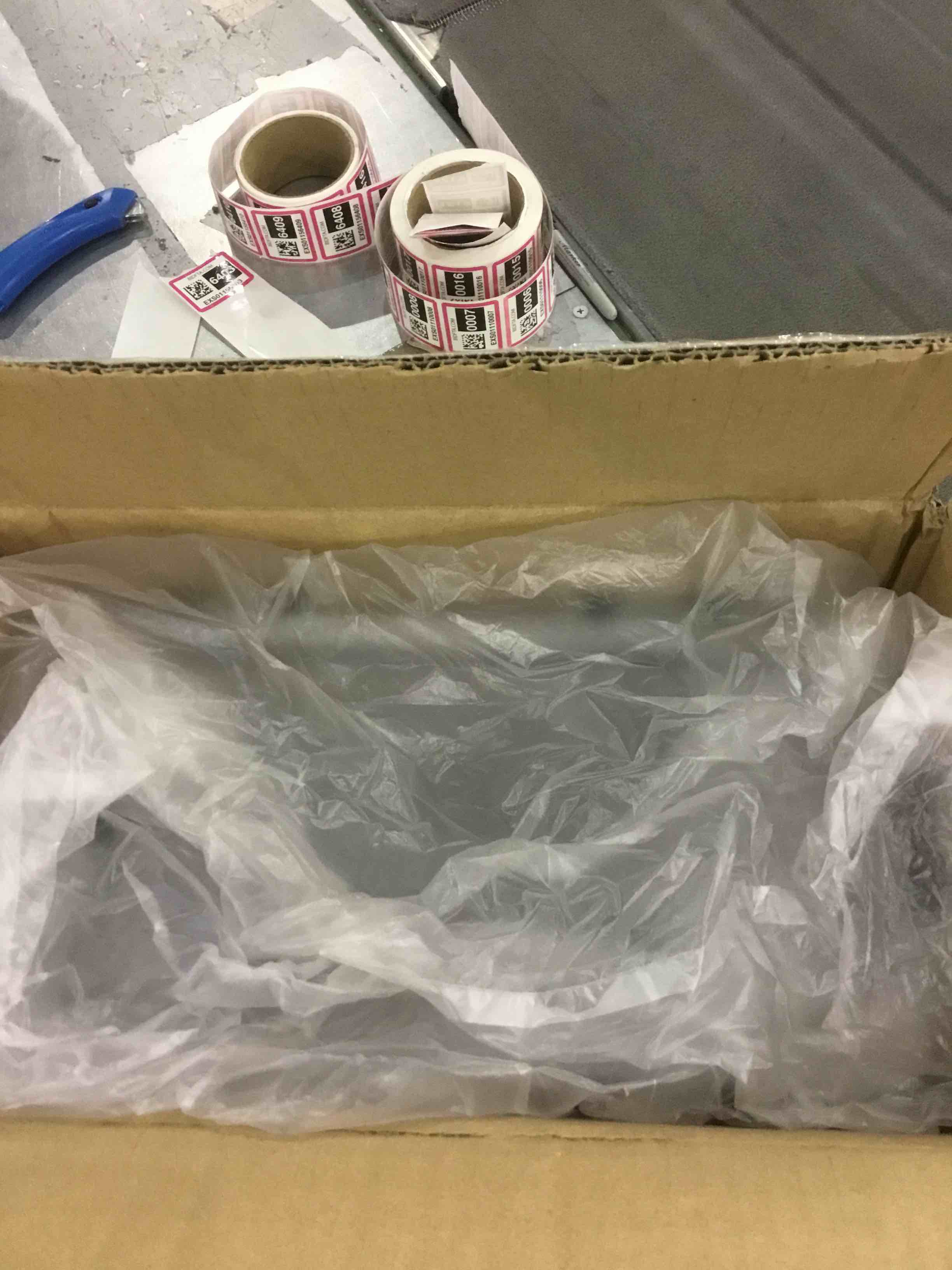 https://s3.amazonaws.com/lotting-images-prod/bidfta/EXS00865990_1705591202268.jpeg