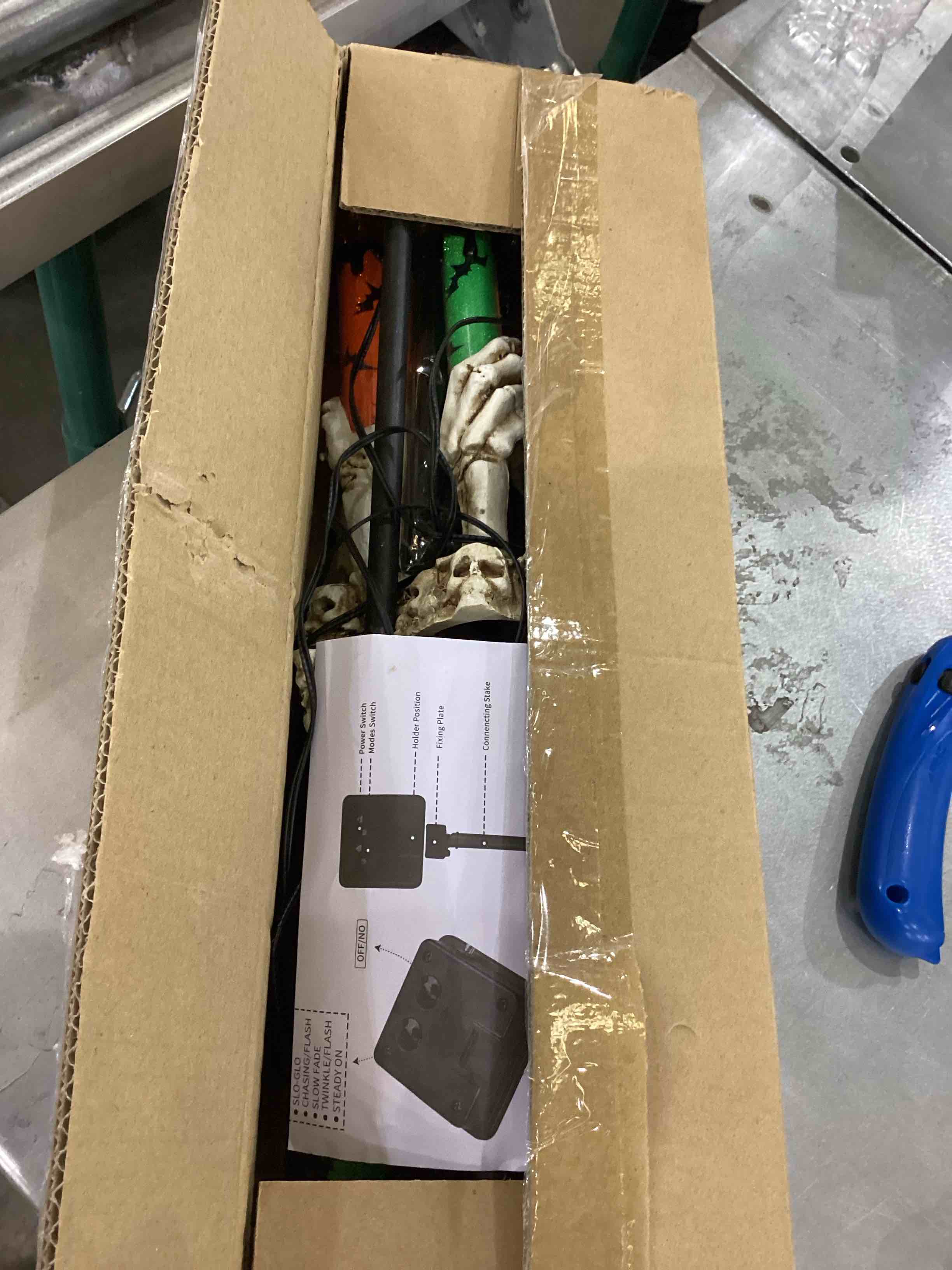 https://s3.amazonaws.com/lotting-images-prod/bidfta/EXS00866413_1700061765855.jpeg
