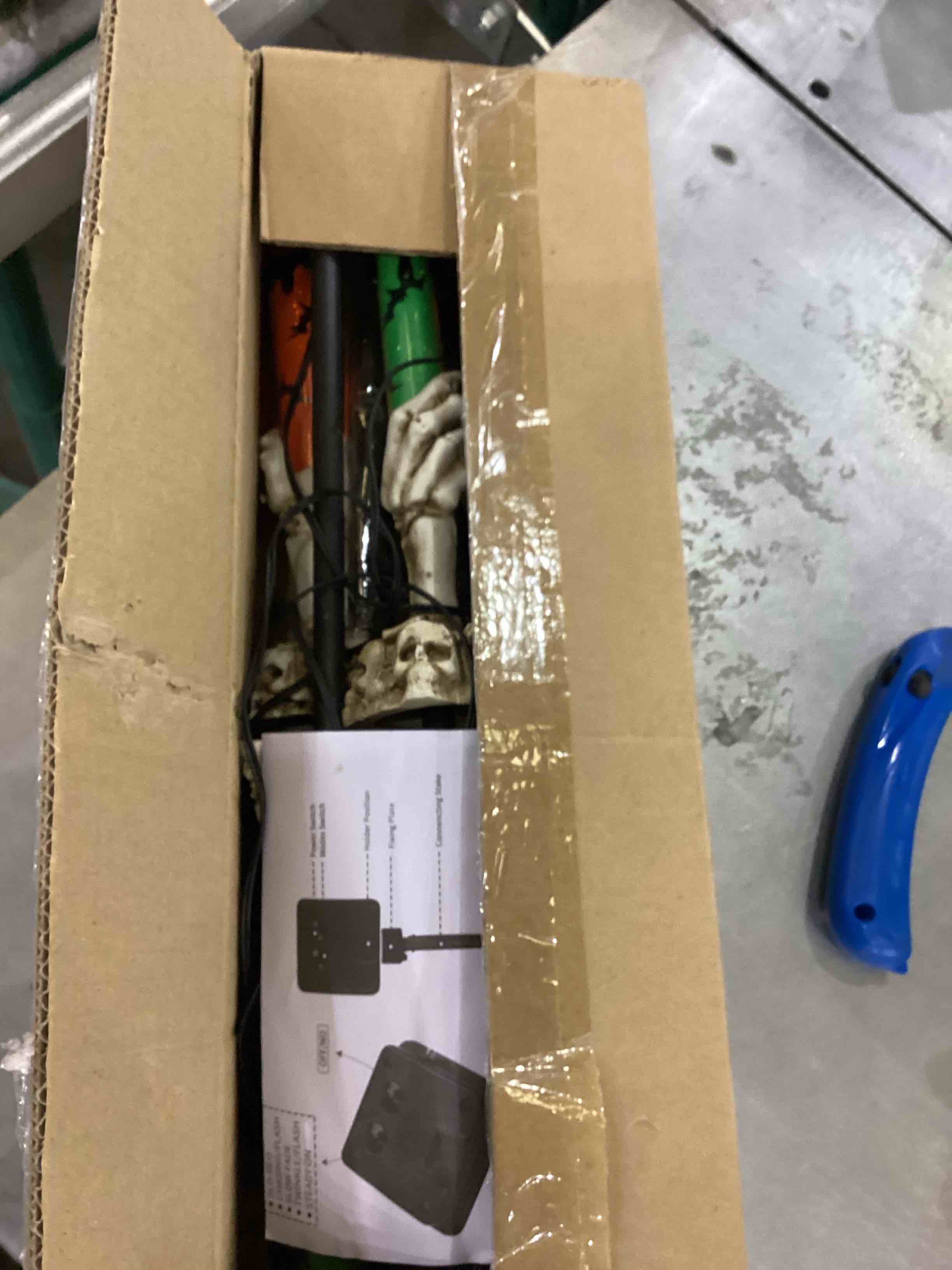 https://s3.amazonaws.com/lotting-images-prod/bidfta/EXS00866413_1700061770148.jpeg