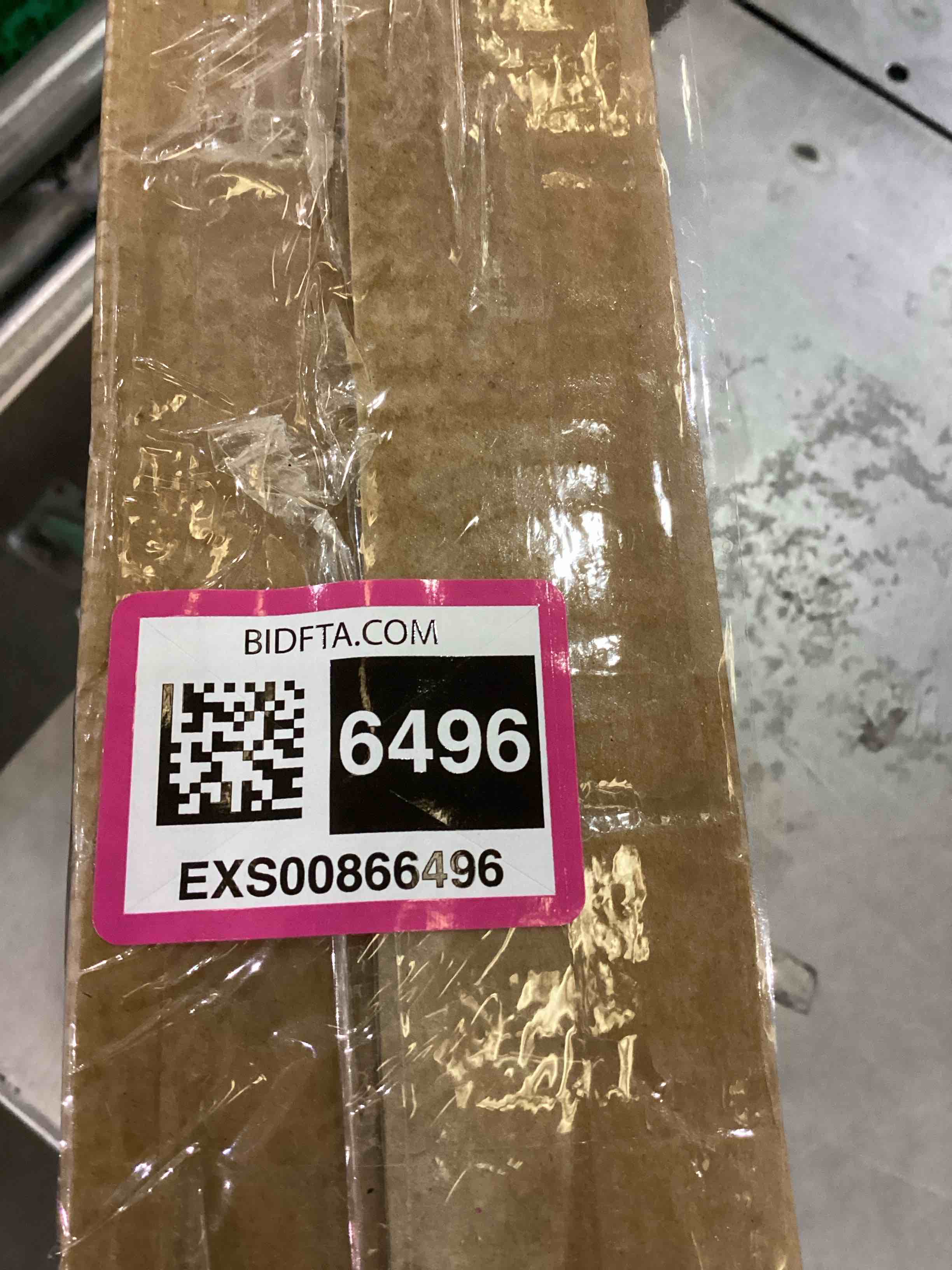 https://s3.amazonaws.com/lotting-images-prod/bidfta/EXS00866496_1700077656705.jpeg