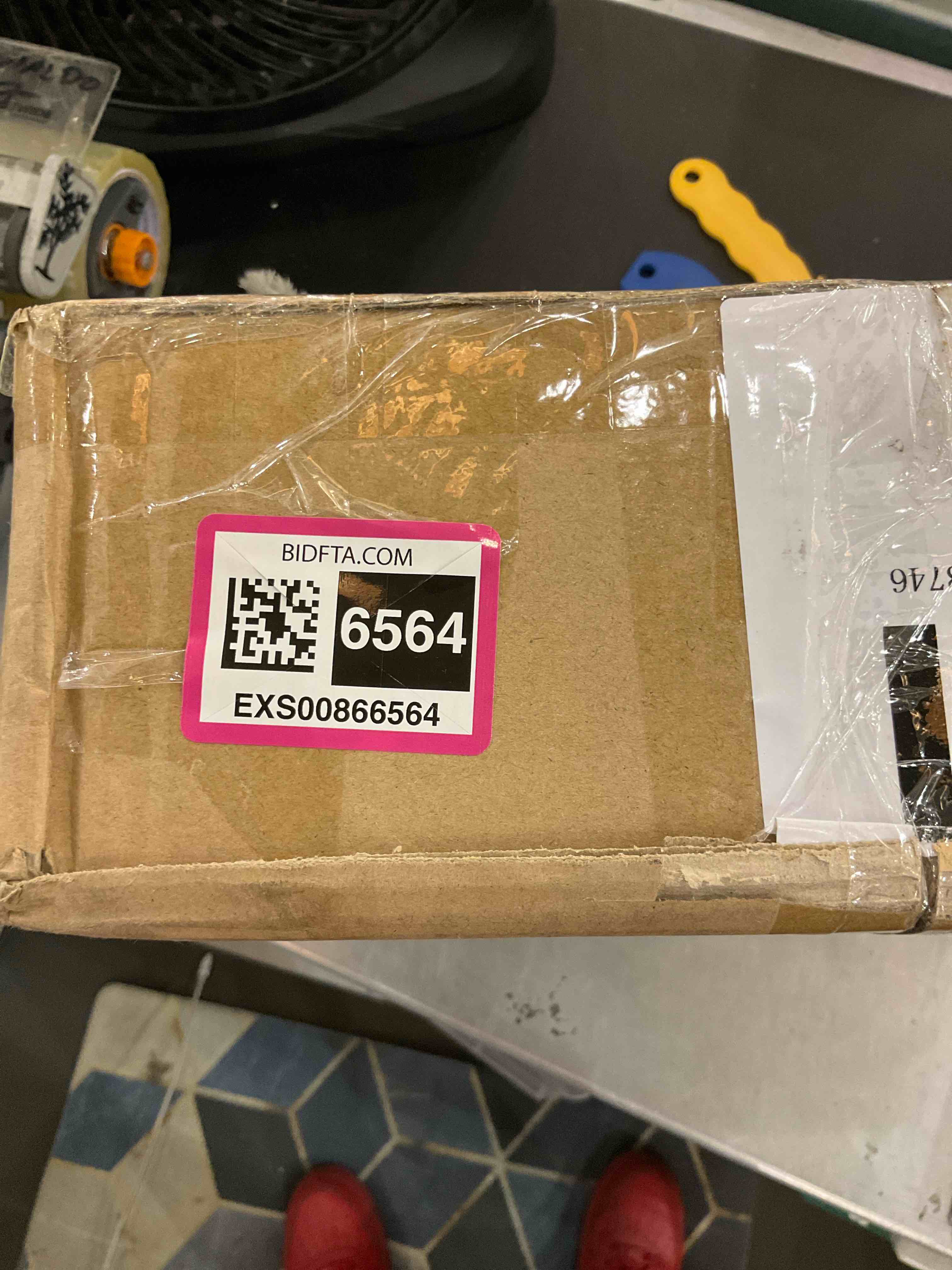 https://s3.amazonaws.com/lotting-images-prod/bidfta/EXS00866564_1699456599201.jpeg