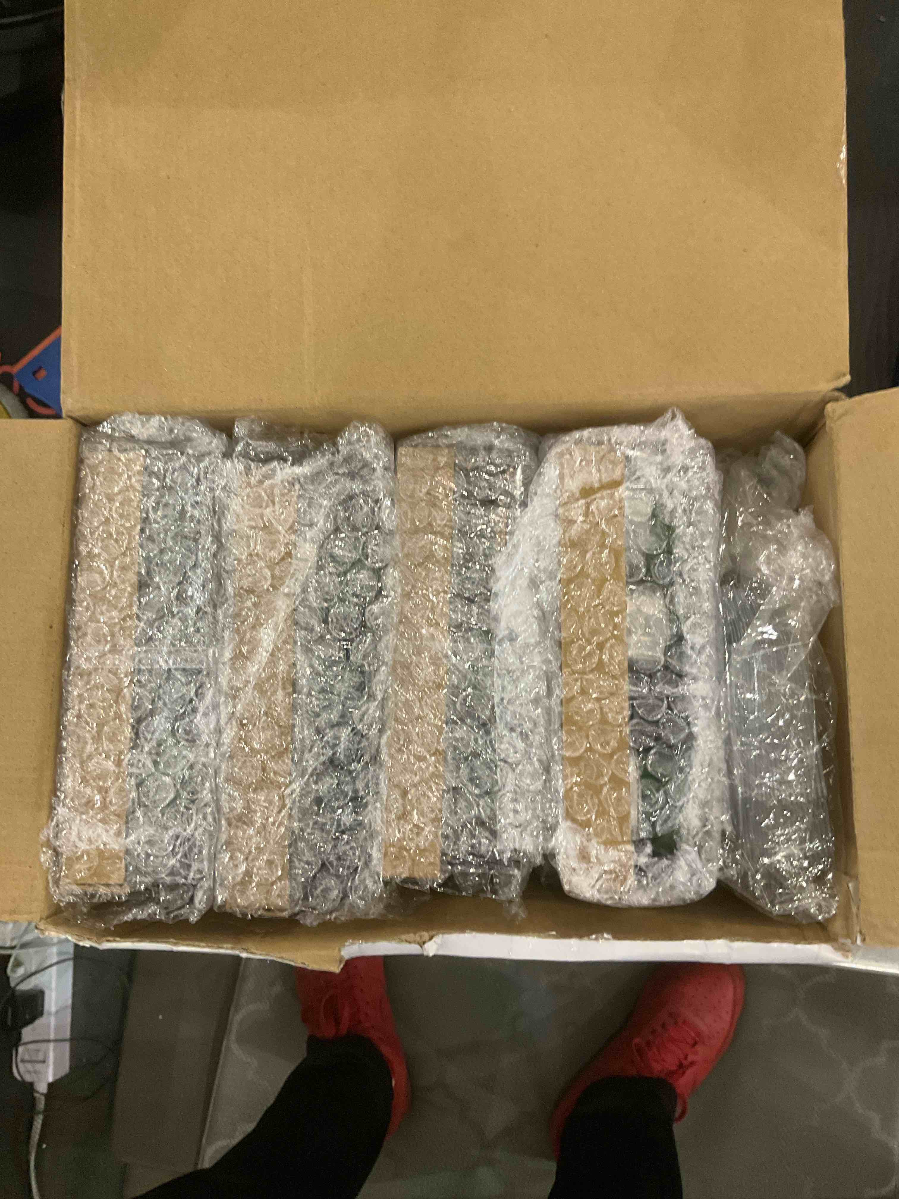 https://s3.amazonaws.com/lotting-images-prod/bidfta/EXS00866965_1699978982151.jpeg