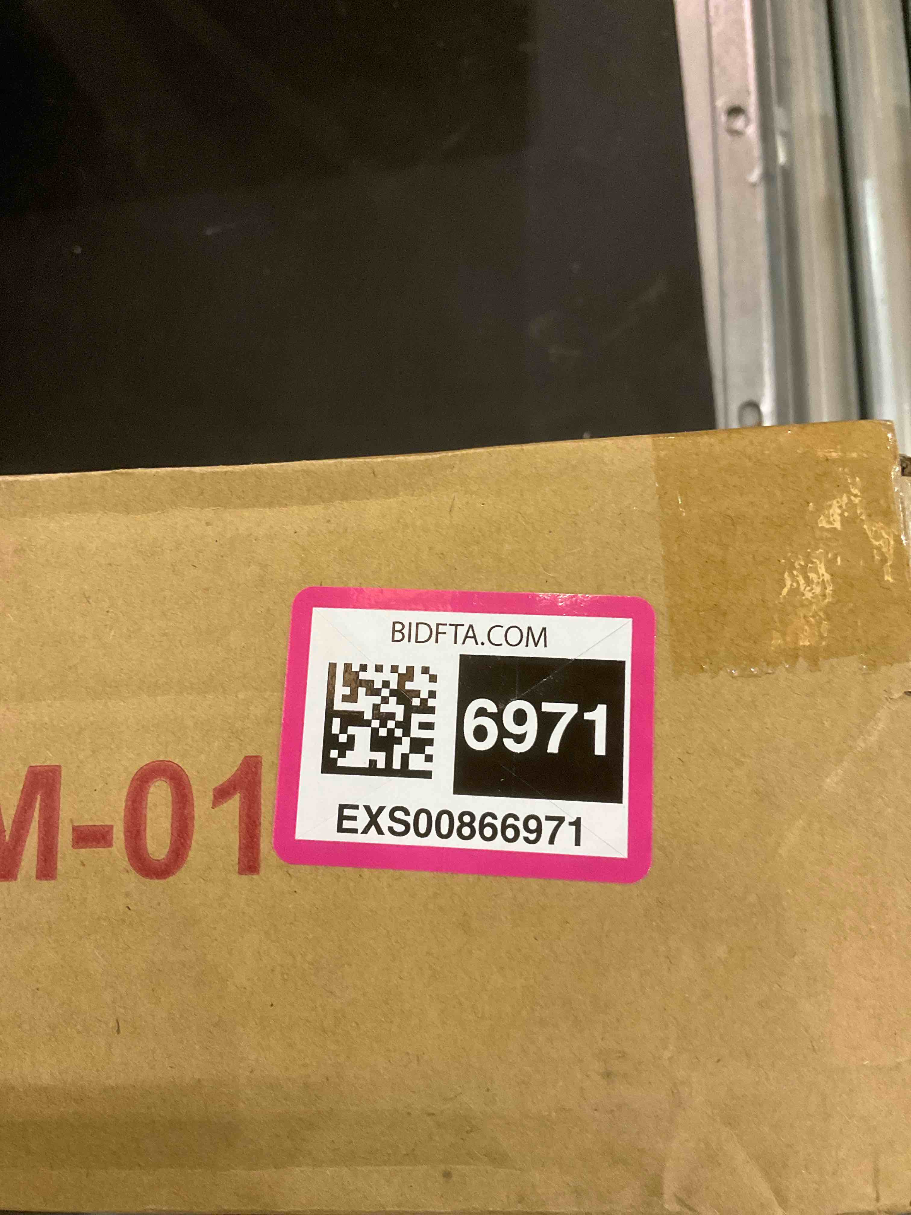 https://s3.amazonaws.com/lotting-images-prod/bidfta/EXS00866971_1699980155109.jpeg