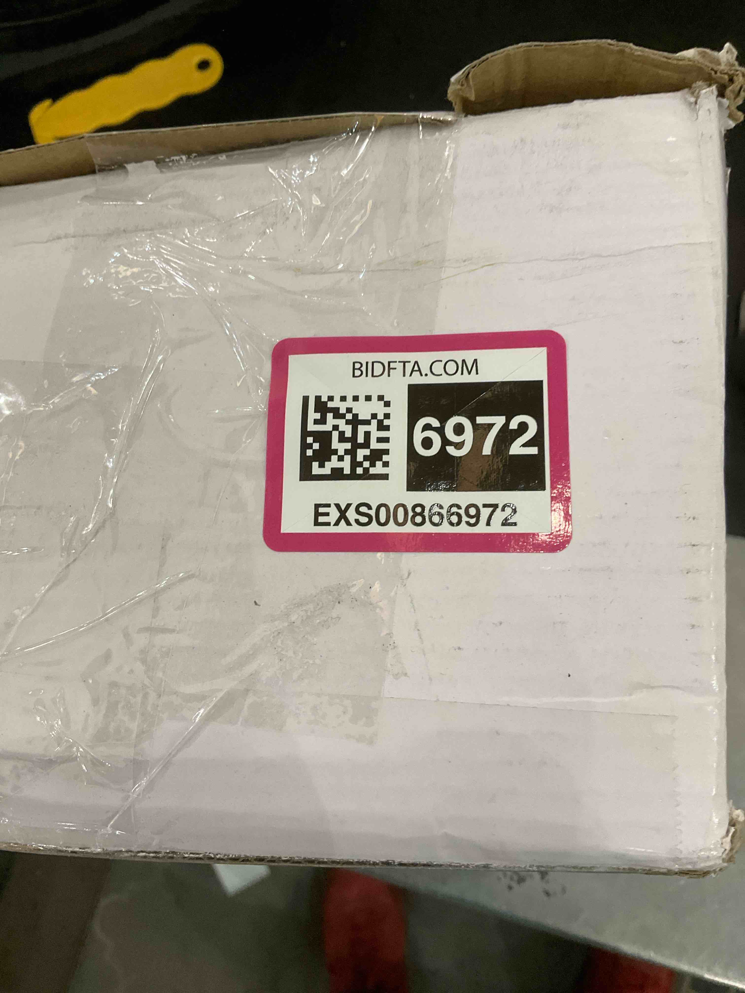 https://s3.amazonaws.com/lotting-images-prod/bidfta/EXS00866972_1699980299353.jpeg