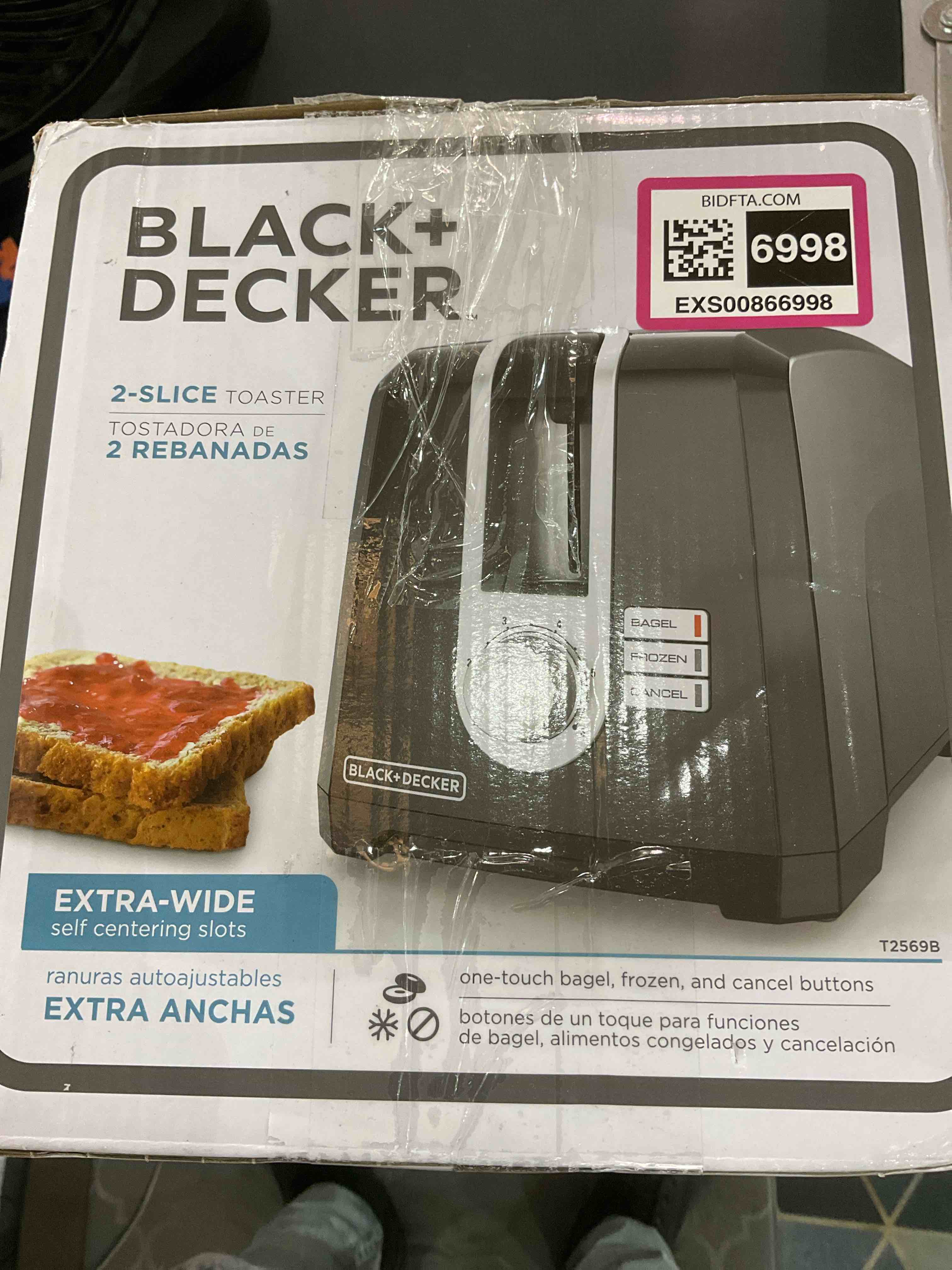 BLACK+DECKER 2Slice ExtraWide Slot Toaster, Square, Black, T2569B