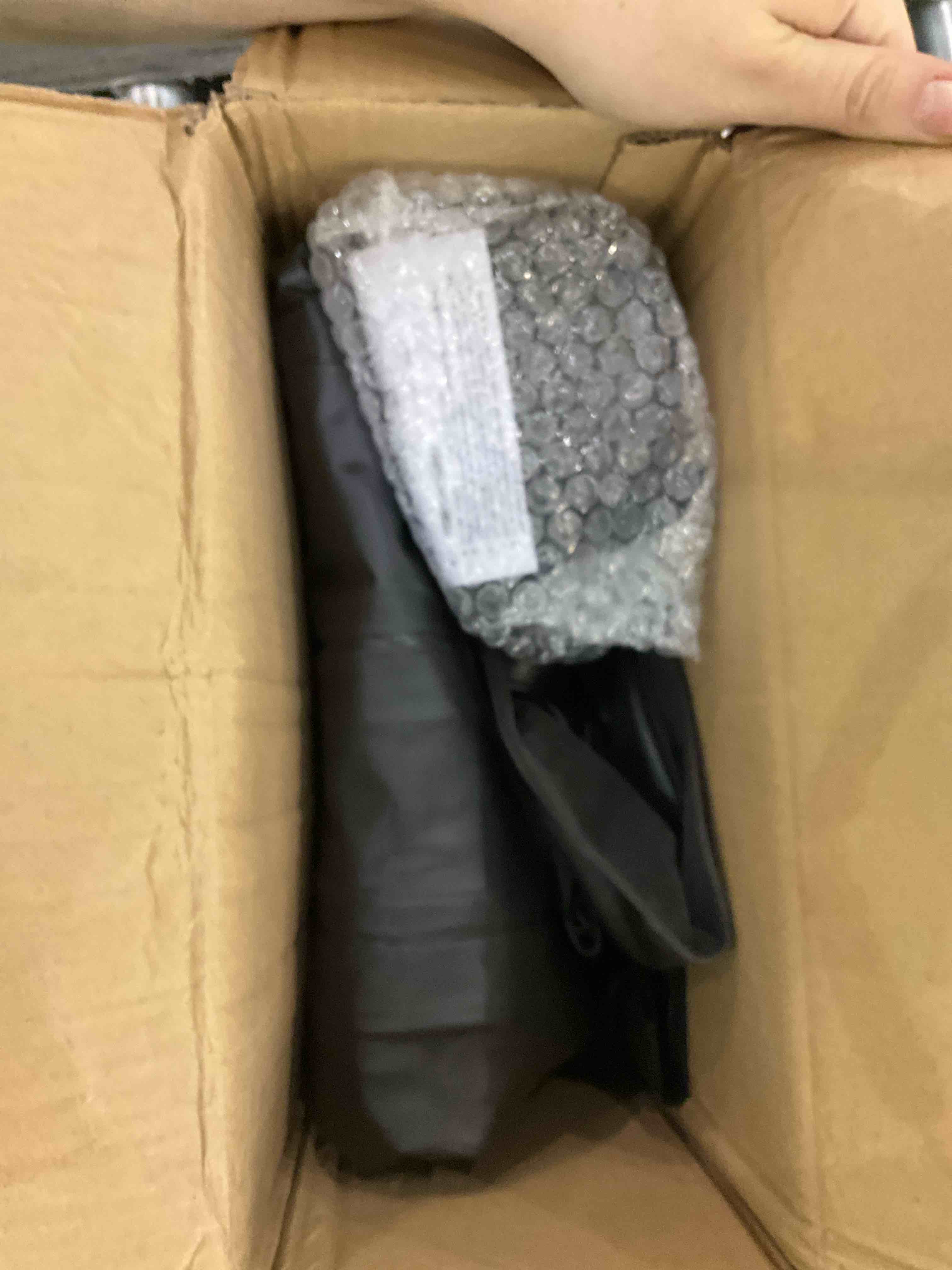 https://s3.amazonaws.com/lotting-images-prod/bidfta/EXS00867163_1699548771223.jpeg