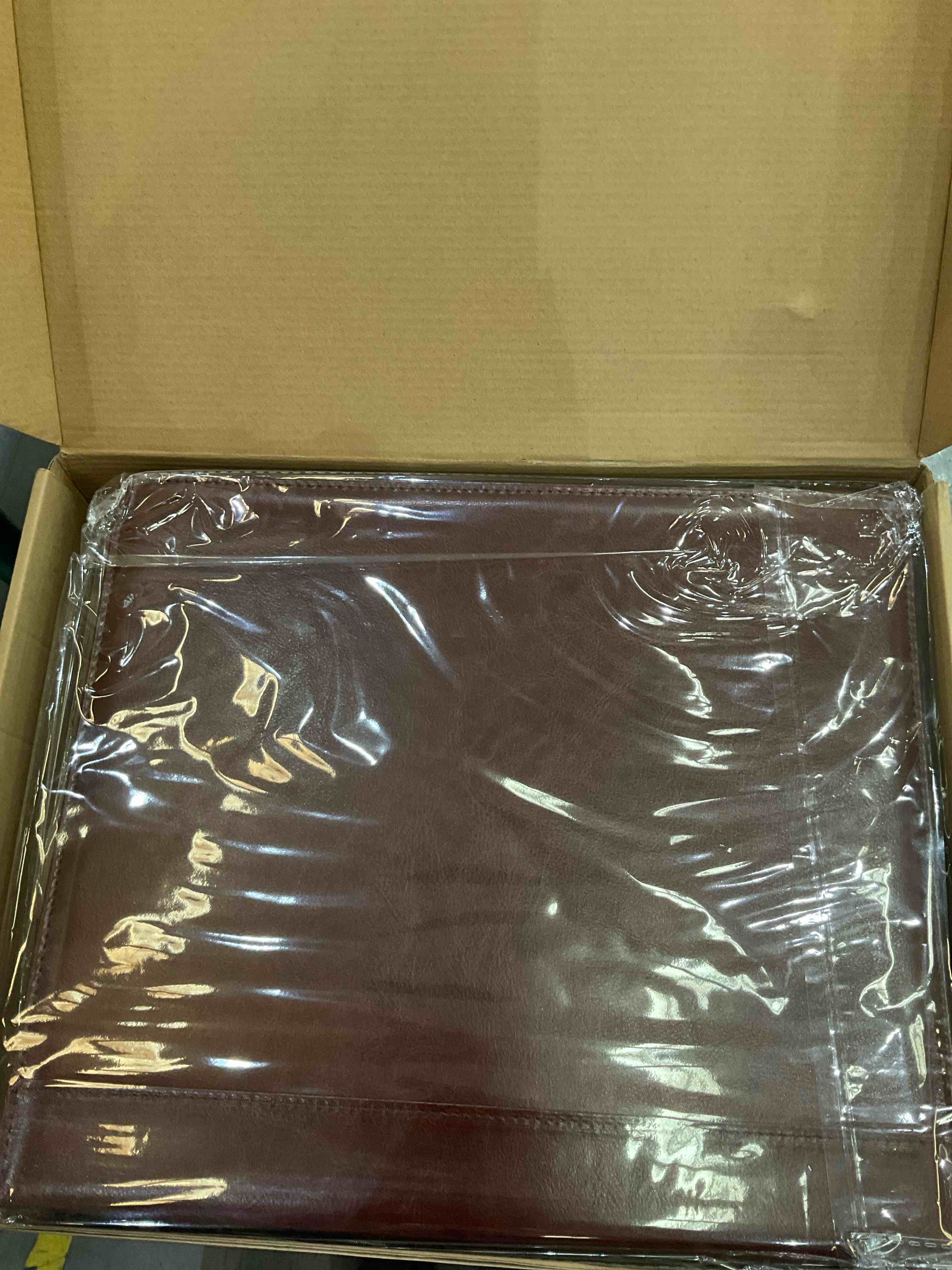 https://s3.amazonaws.com/lotting-images-prod/bidfta/EXS00867596_1699375641153.jpeg