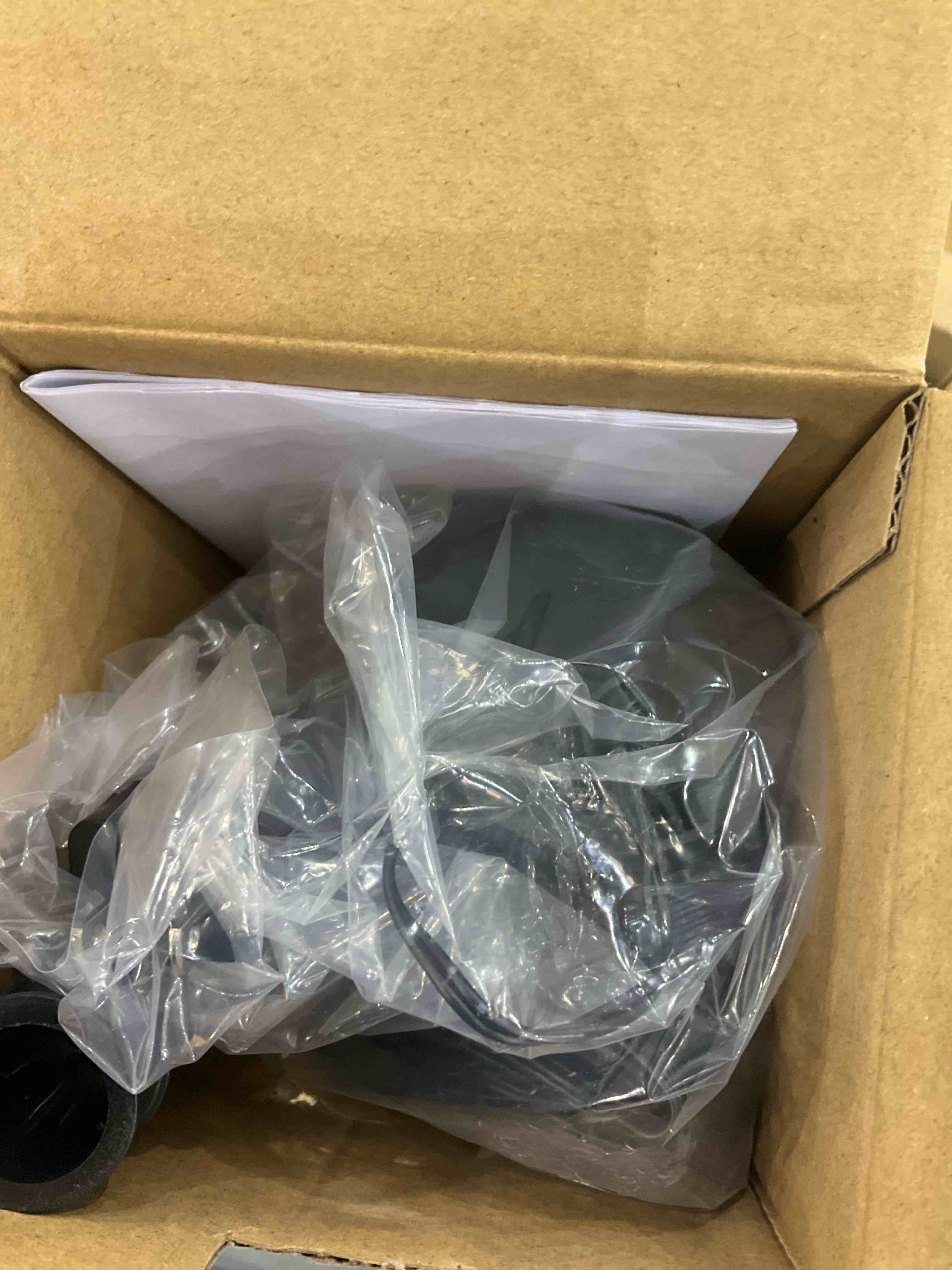 https://s3.amazonaws.com/lotting-images-prod/bidfta/EXS00867609_1699379384452.jpeg