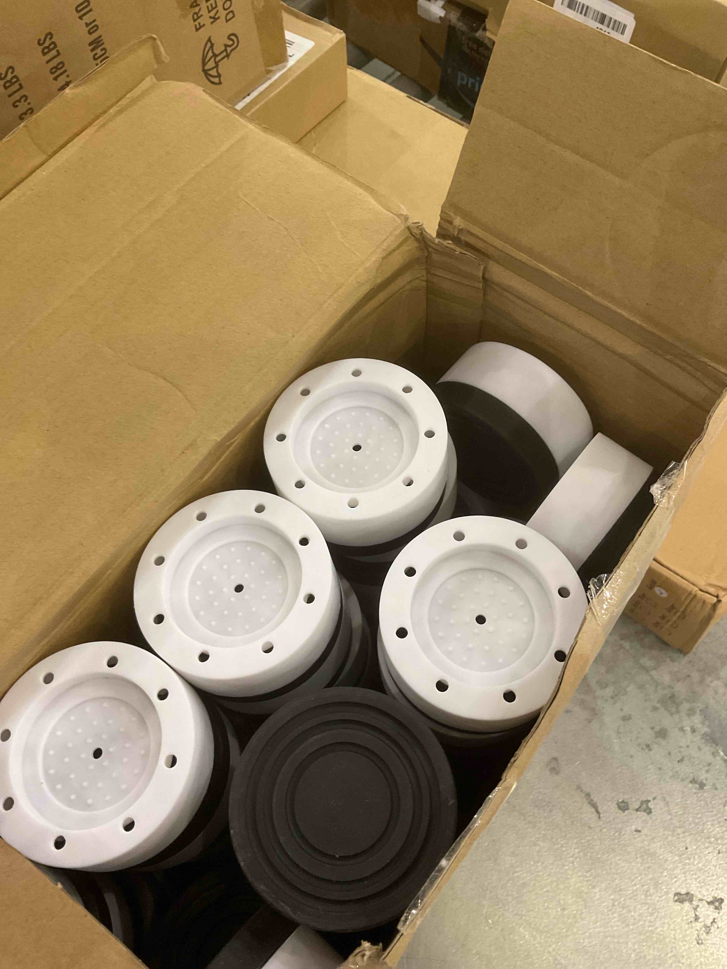 https://s3.amazonaws.com/lotting-images-prod/bidfta/EXS00867879_1699548975632.jpeg