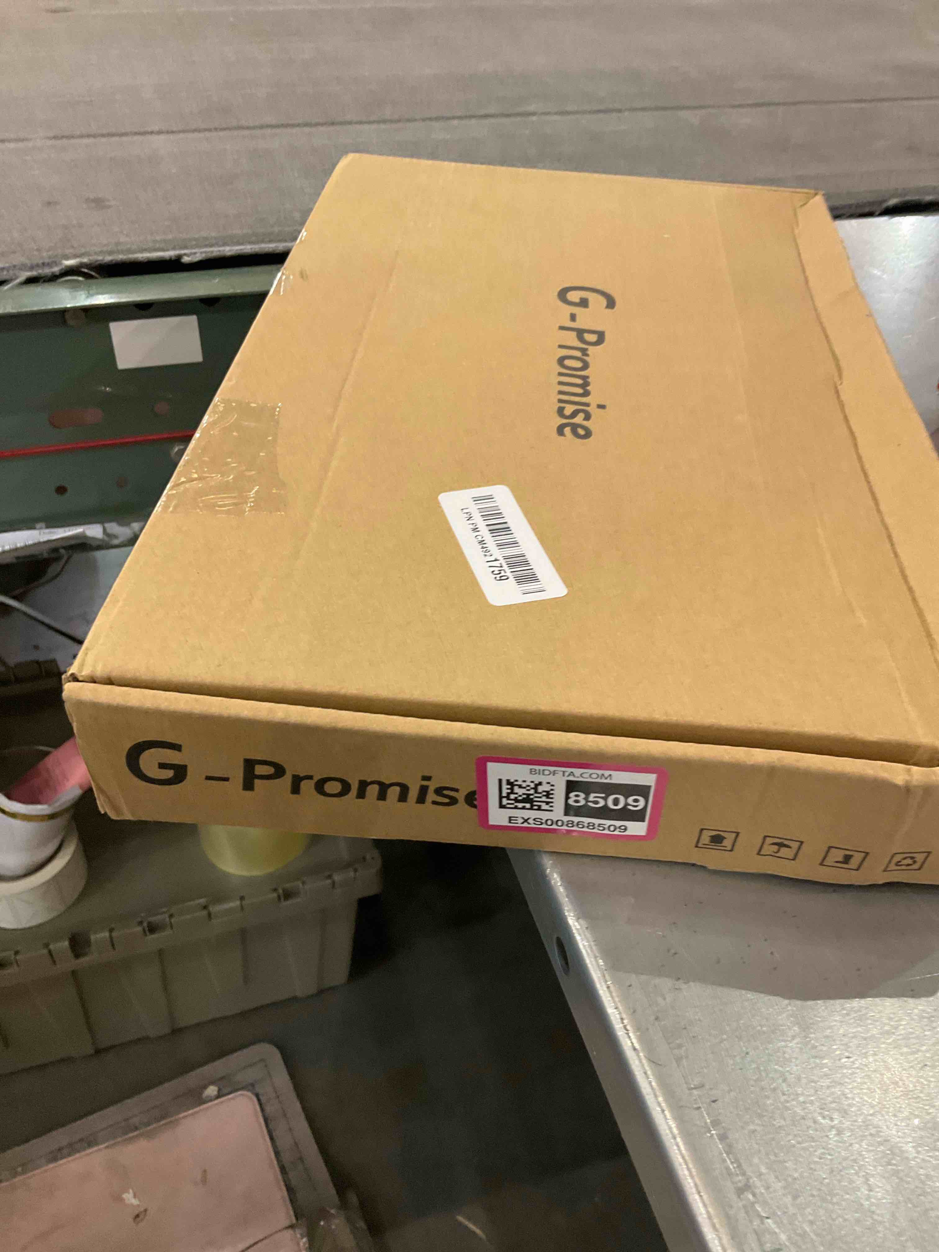 https://s3.amazonaws.com/lotting-images-prod/bidfta/EXS00868509_1699889294350.jpeg