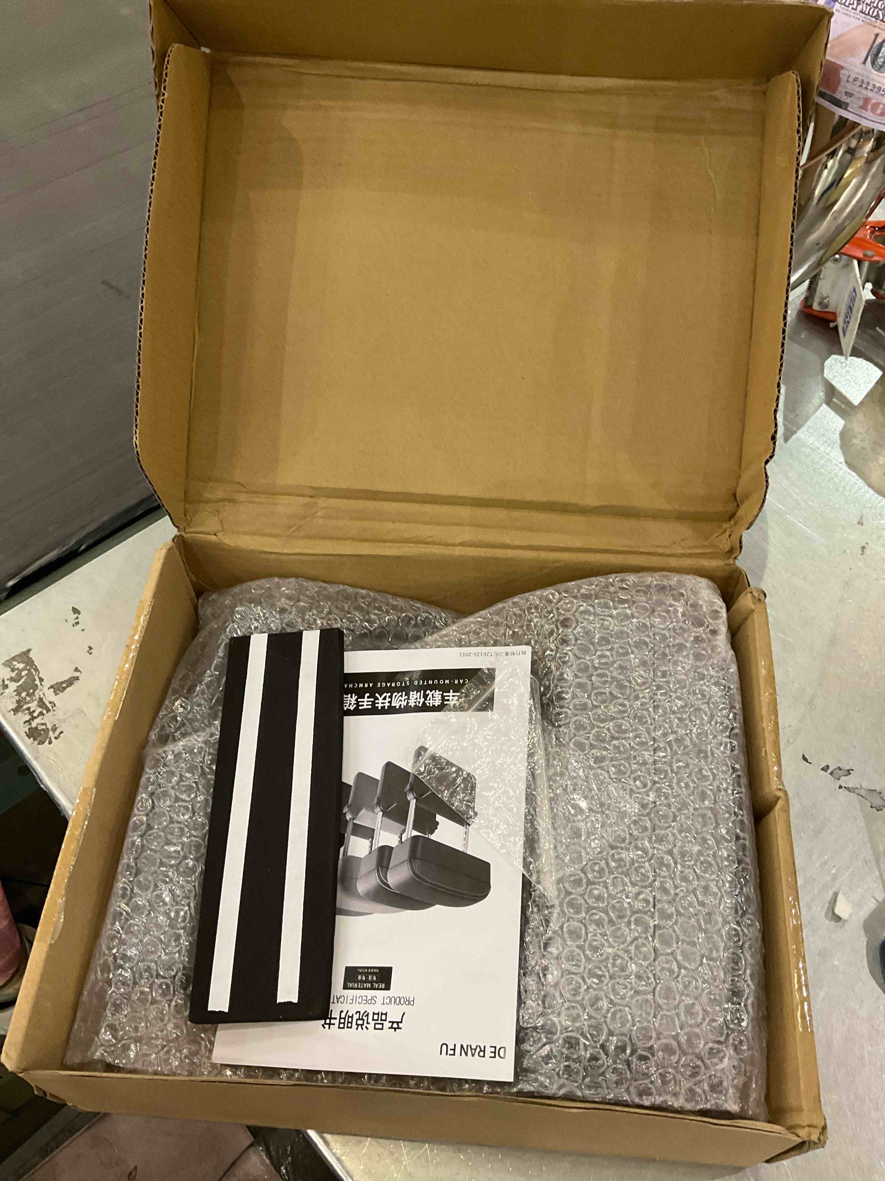 https://s3.amazonaws.com/lotting-images-prod/bidfta/EXS00868903_1700062143210.jpeg