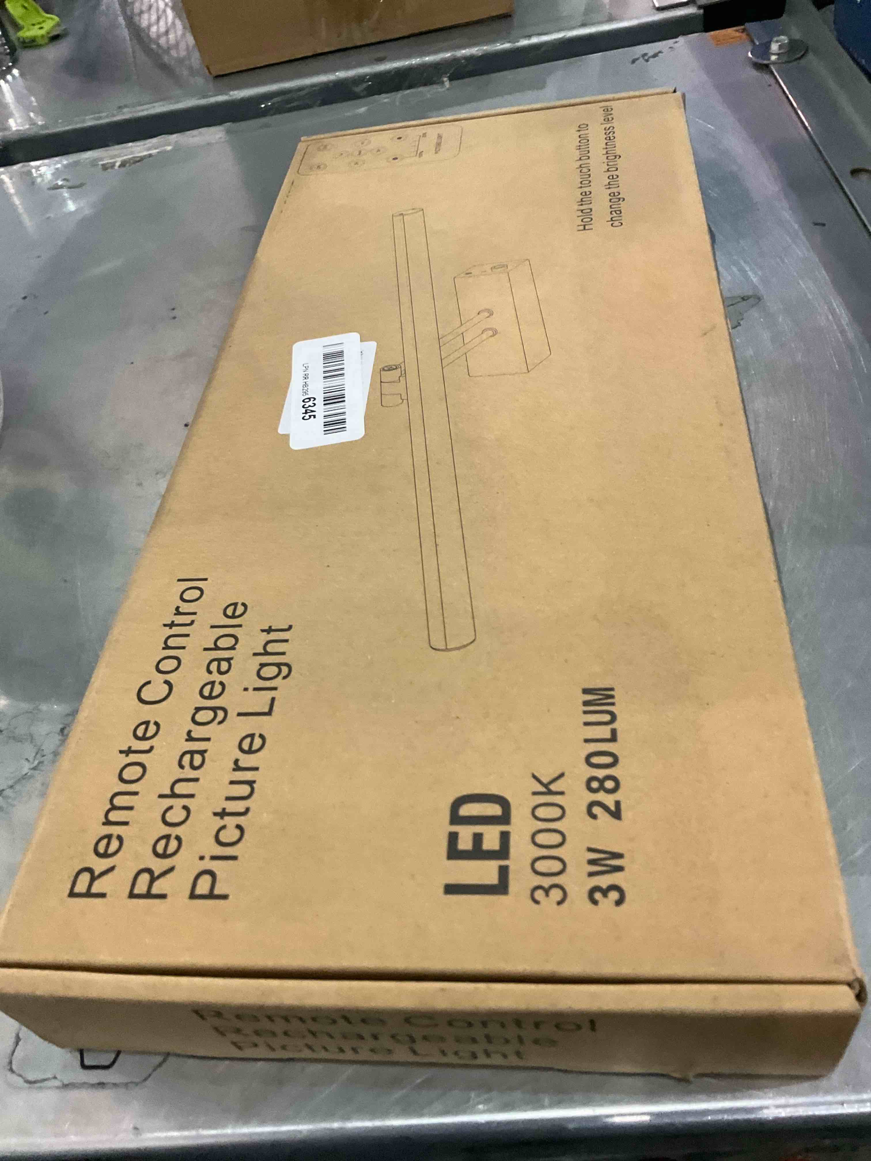 https://s3.amazonaws.com/lotting-images-prod/bidfta/EXS00869253_1700224080762.jpeg