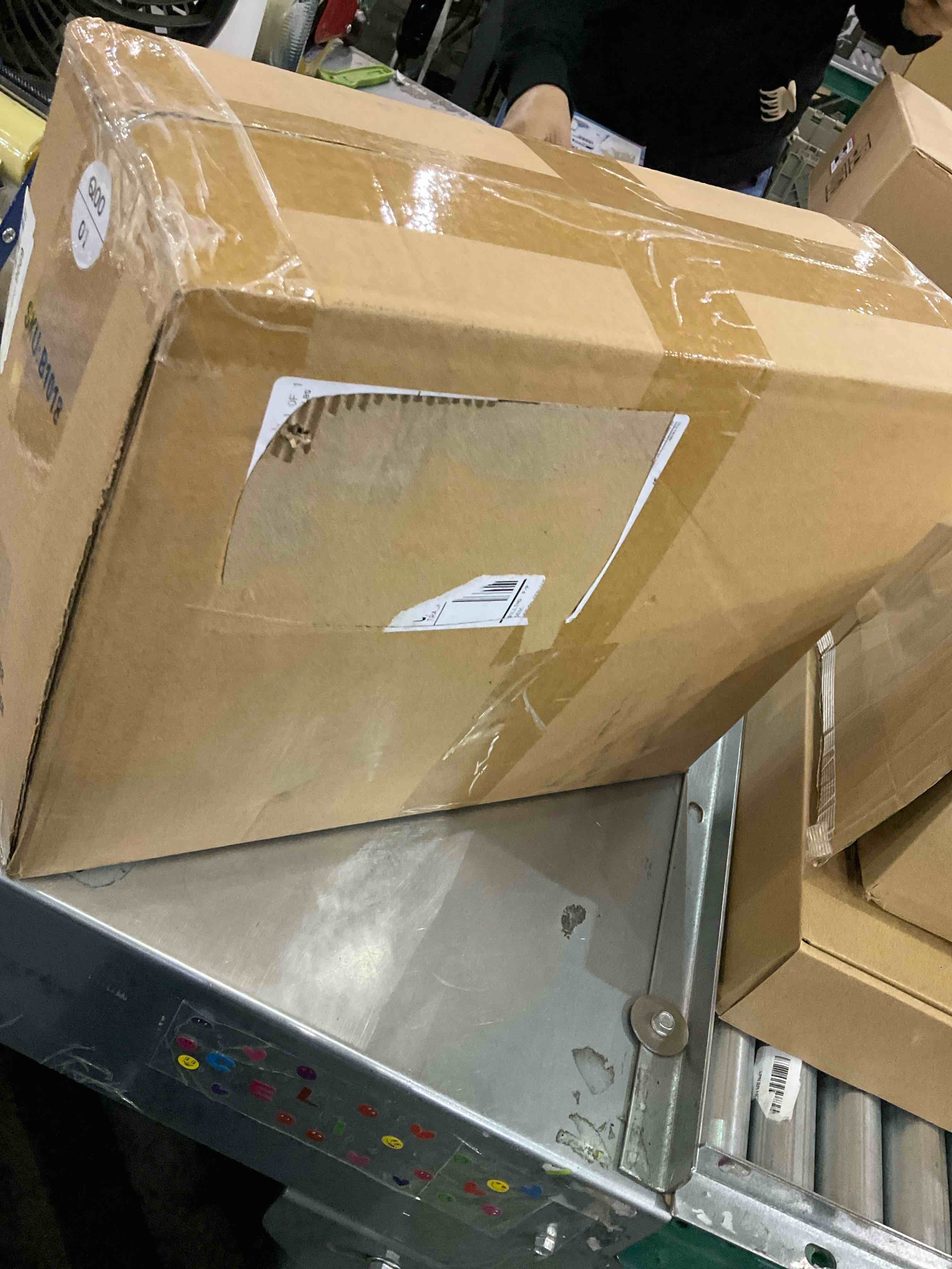 https://s3.amazonaws.com/lotting-images-prod/bidfta/EXS00869262_1700224755714.jpeg