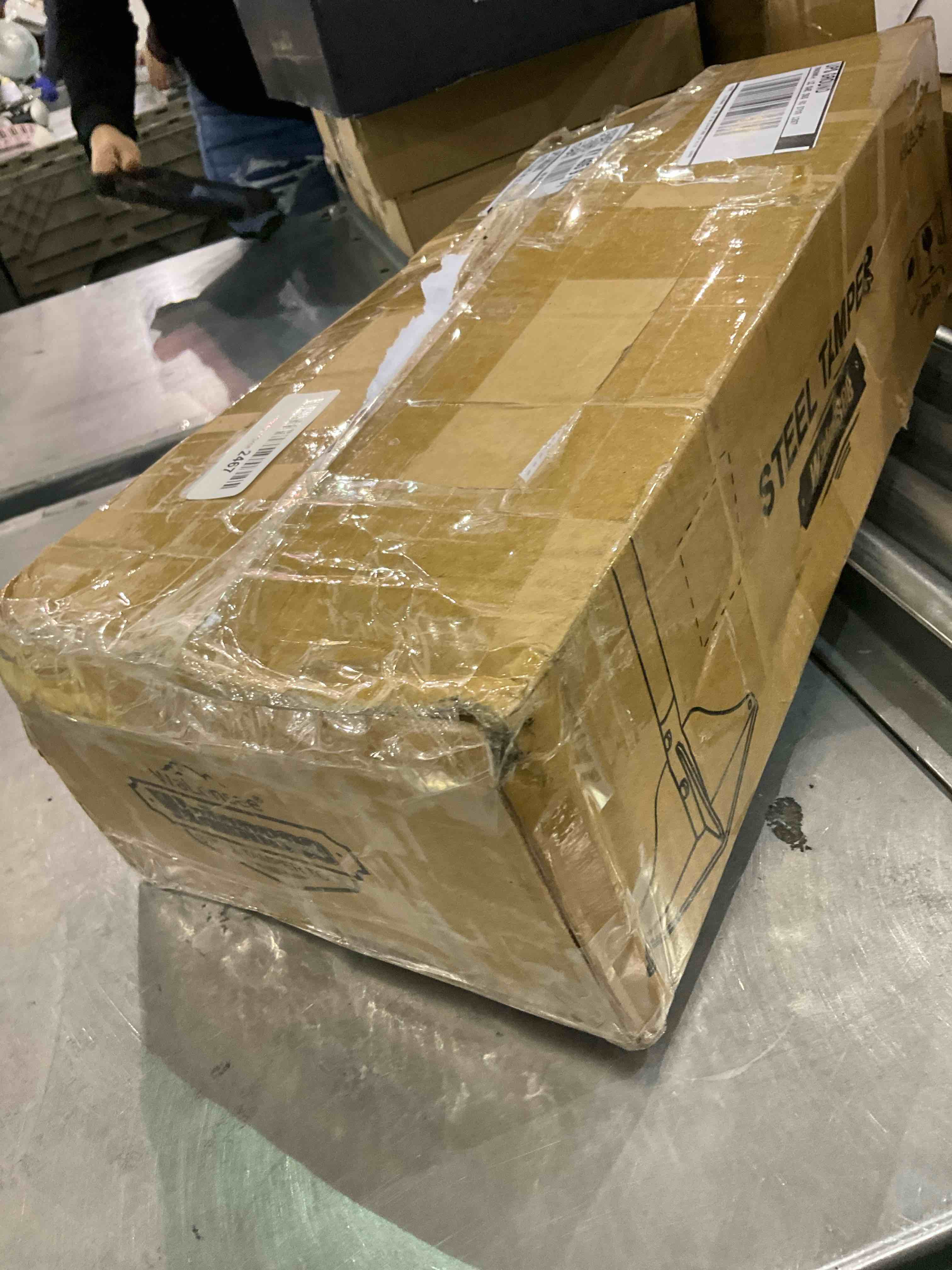 https://s3.amazonaws.com/lotting-images-prod/bidfta/EXS00869277_1700225558790.jpeg