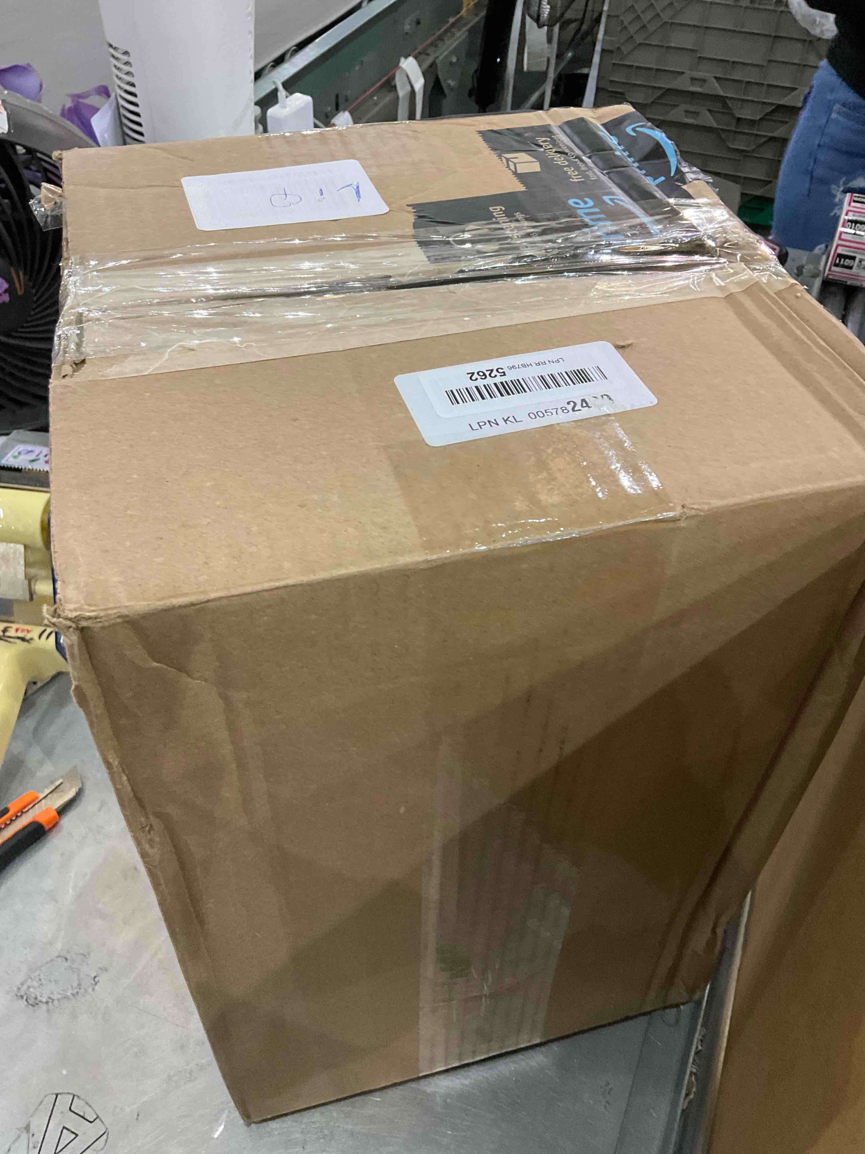 https://s3.amazonaws.com/lotting-images-prod/bidfta/EXS00869290_1700231578936.jpeg
