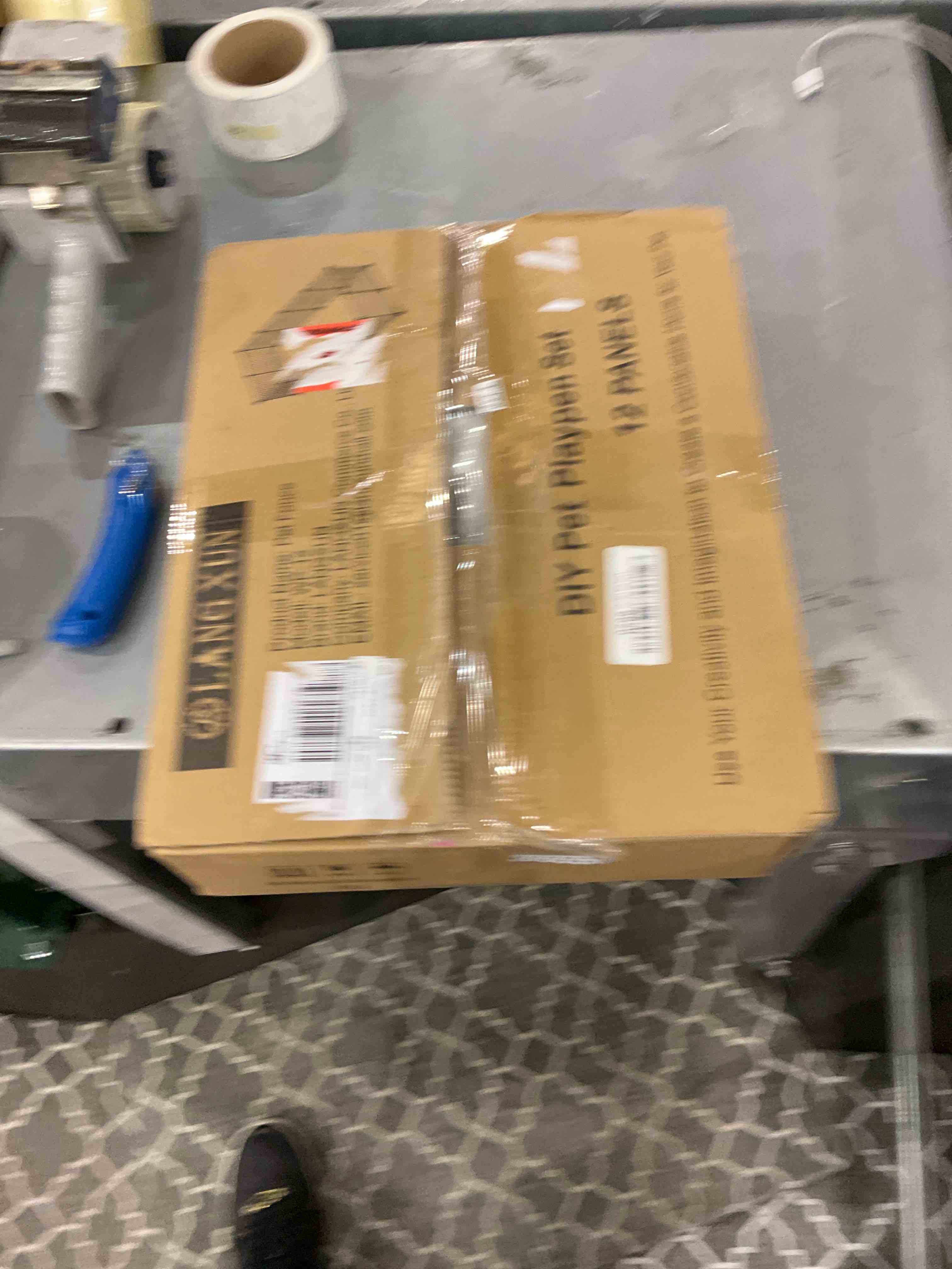 https://s3.amazonaws.com/lotting-images-prod/bidfta/EXS00869519_1699969561753.jpeg