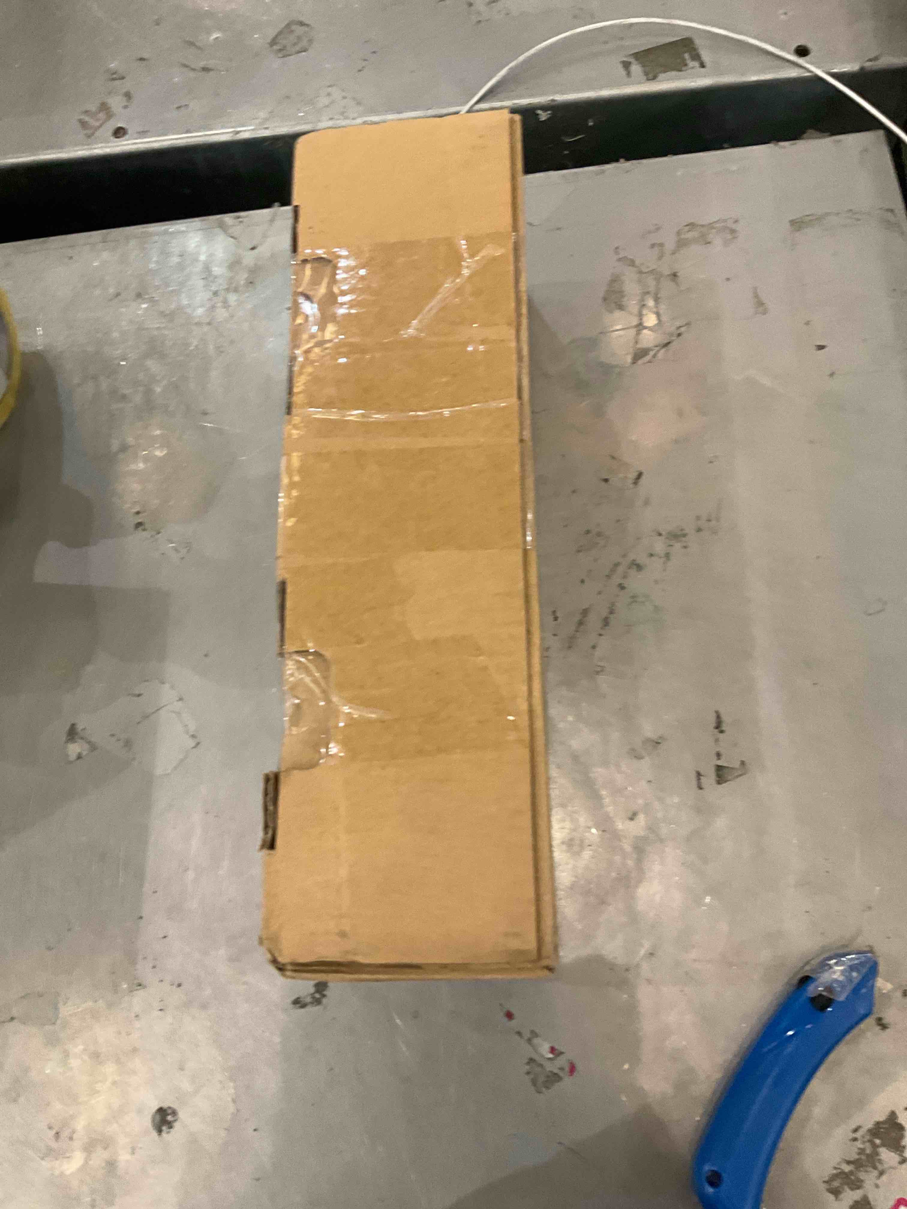 https://s3.amazonaws.com/lotting-images-prod/bidfta/EXS00869712_1700066624192.jpeg