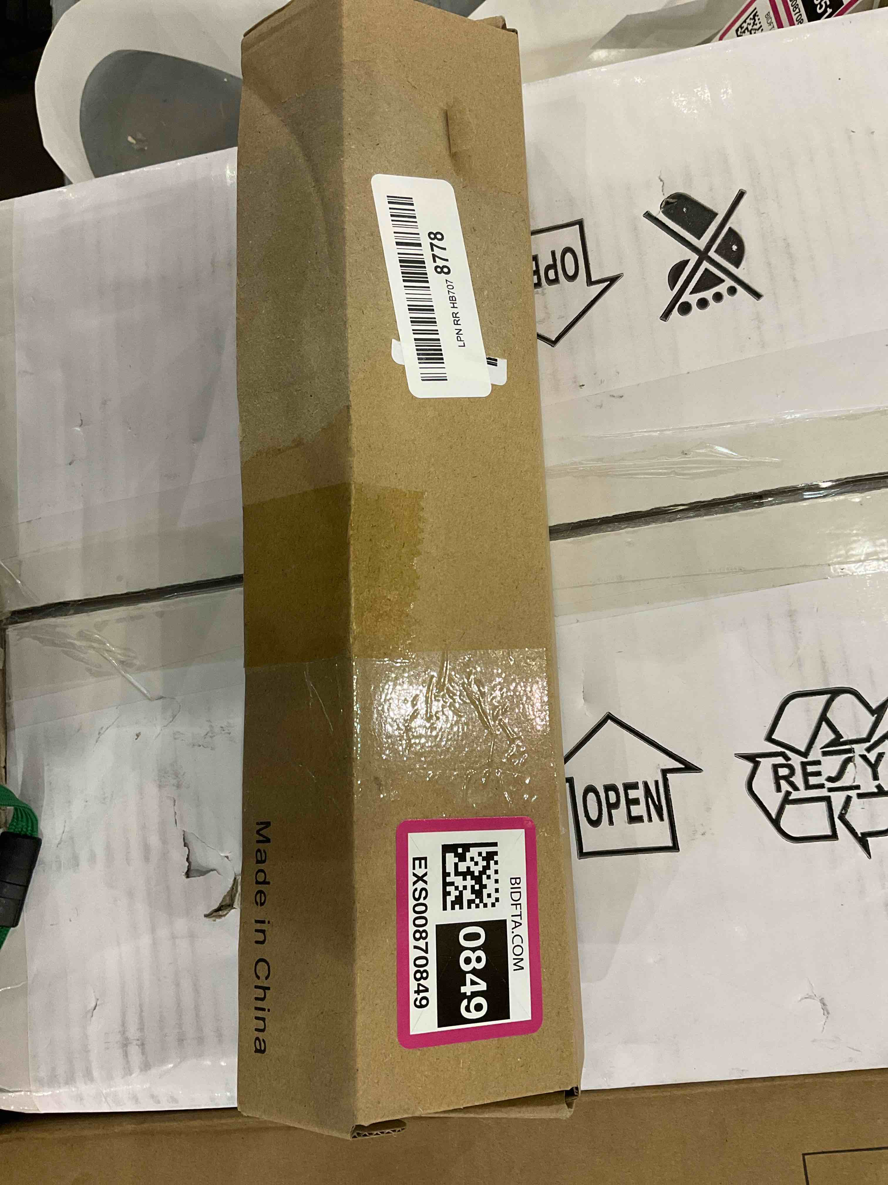 https://s3.amazonaws.com/lotting-images-prod/bidfta/EXS00870849_1699021252390.jpeg