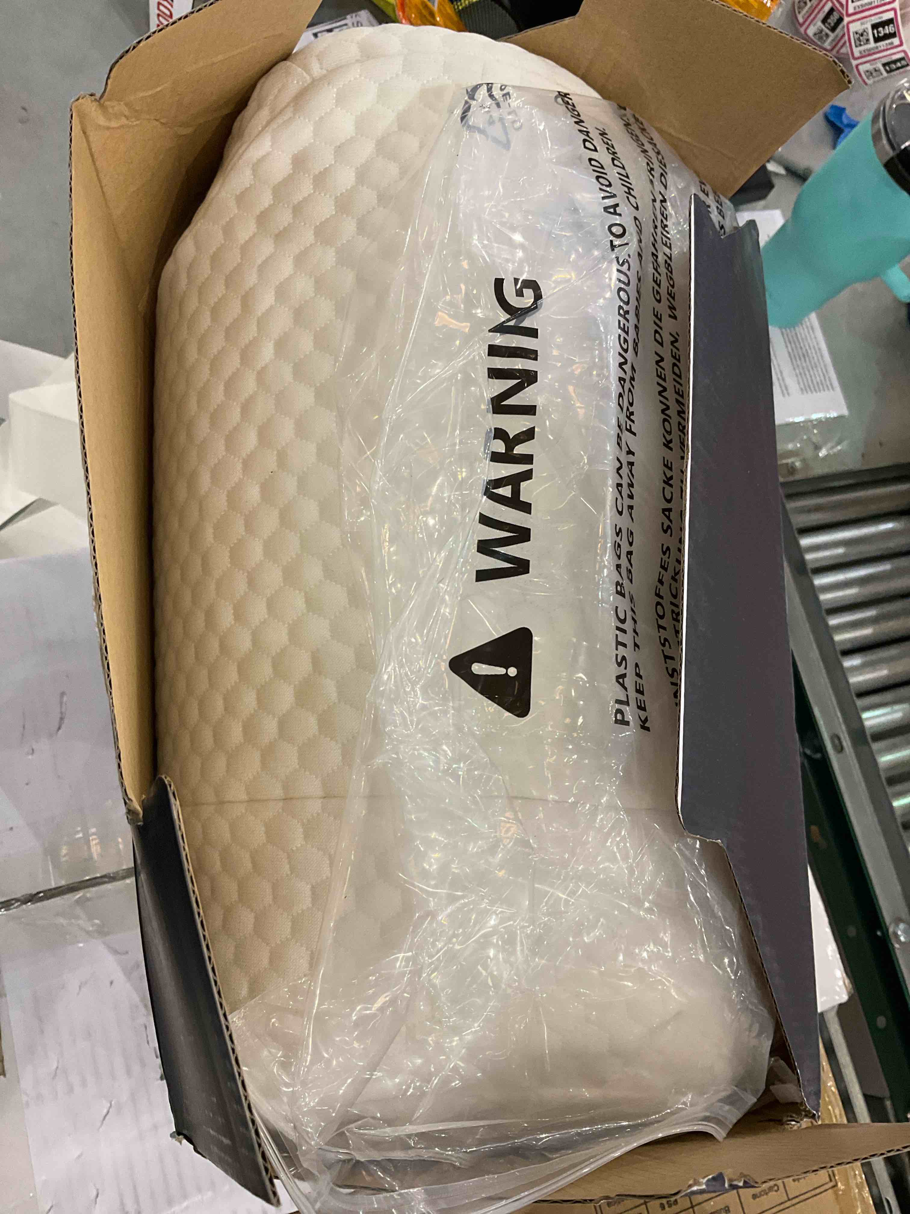 https://s3.amazonaws.com/lotting-images-prod/bidfta/EXS00870899_1699025571395.jpeg