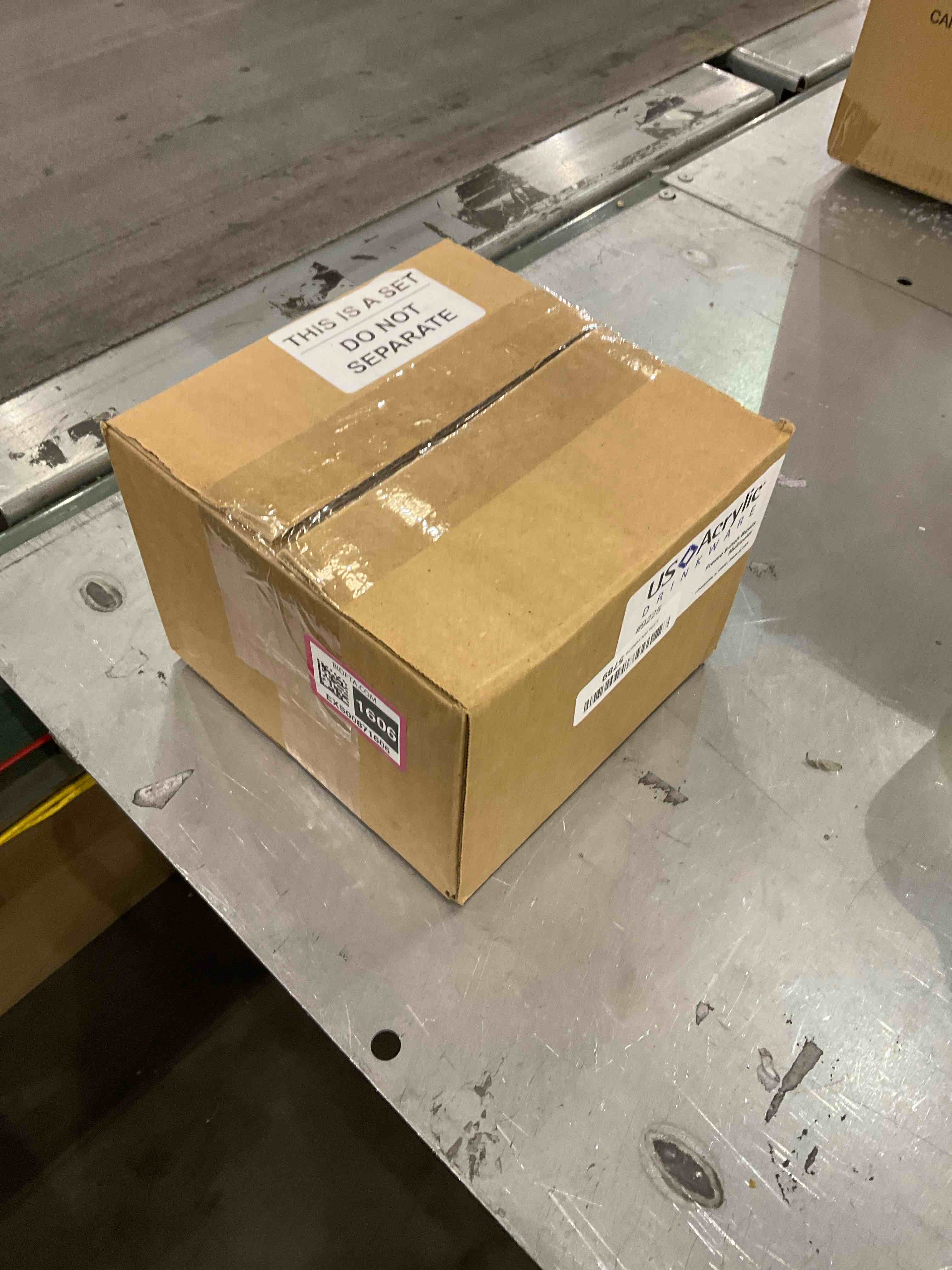 https://s3.amazonaws.com/lotting-images-prod/bidfta/EXS00871606_1698845197509.jpeg